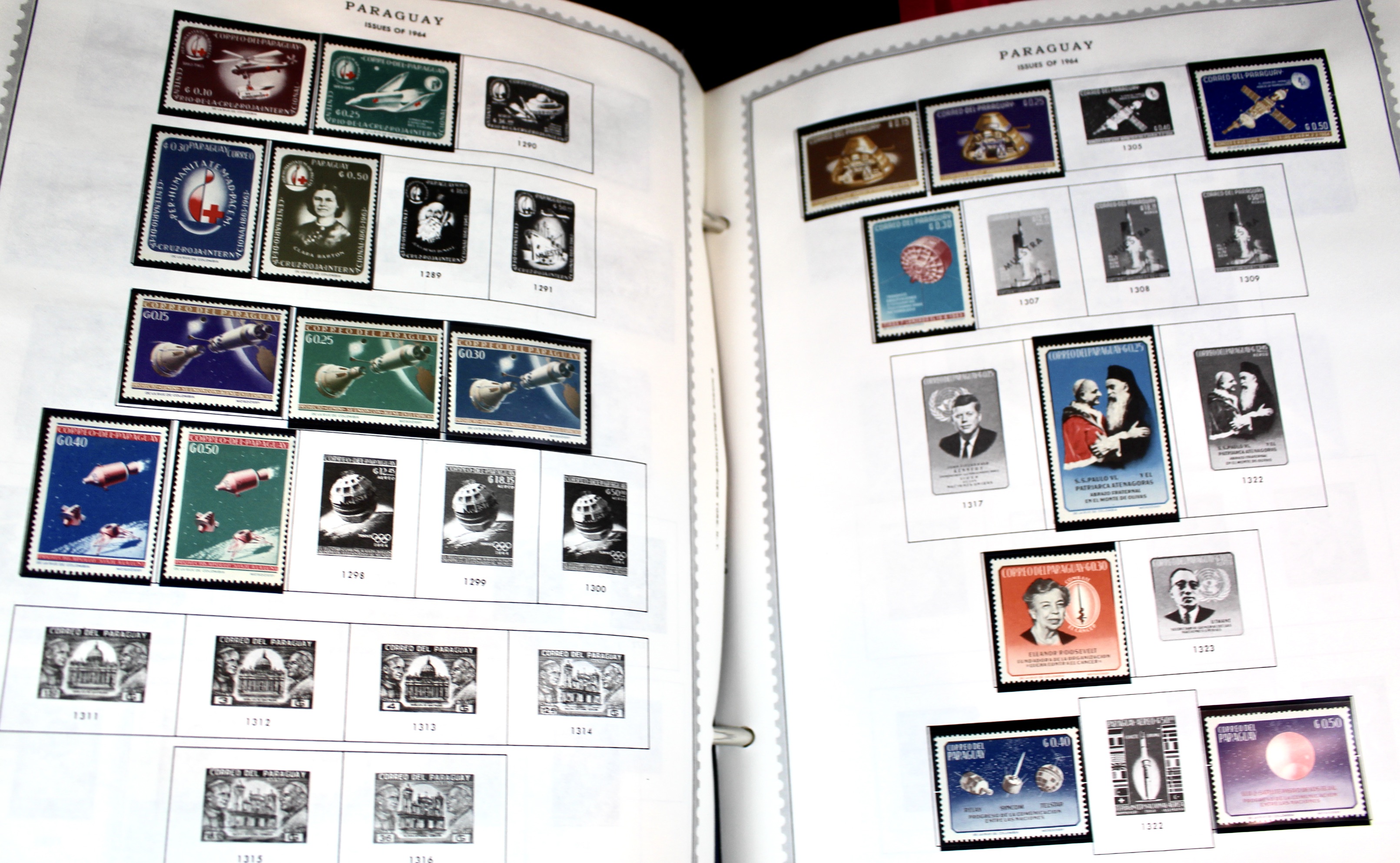 Extensive World wide Stamp Collection In Minkus Supreme Album