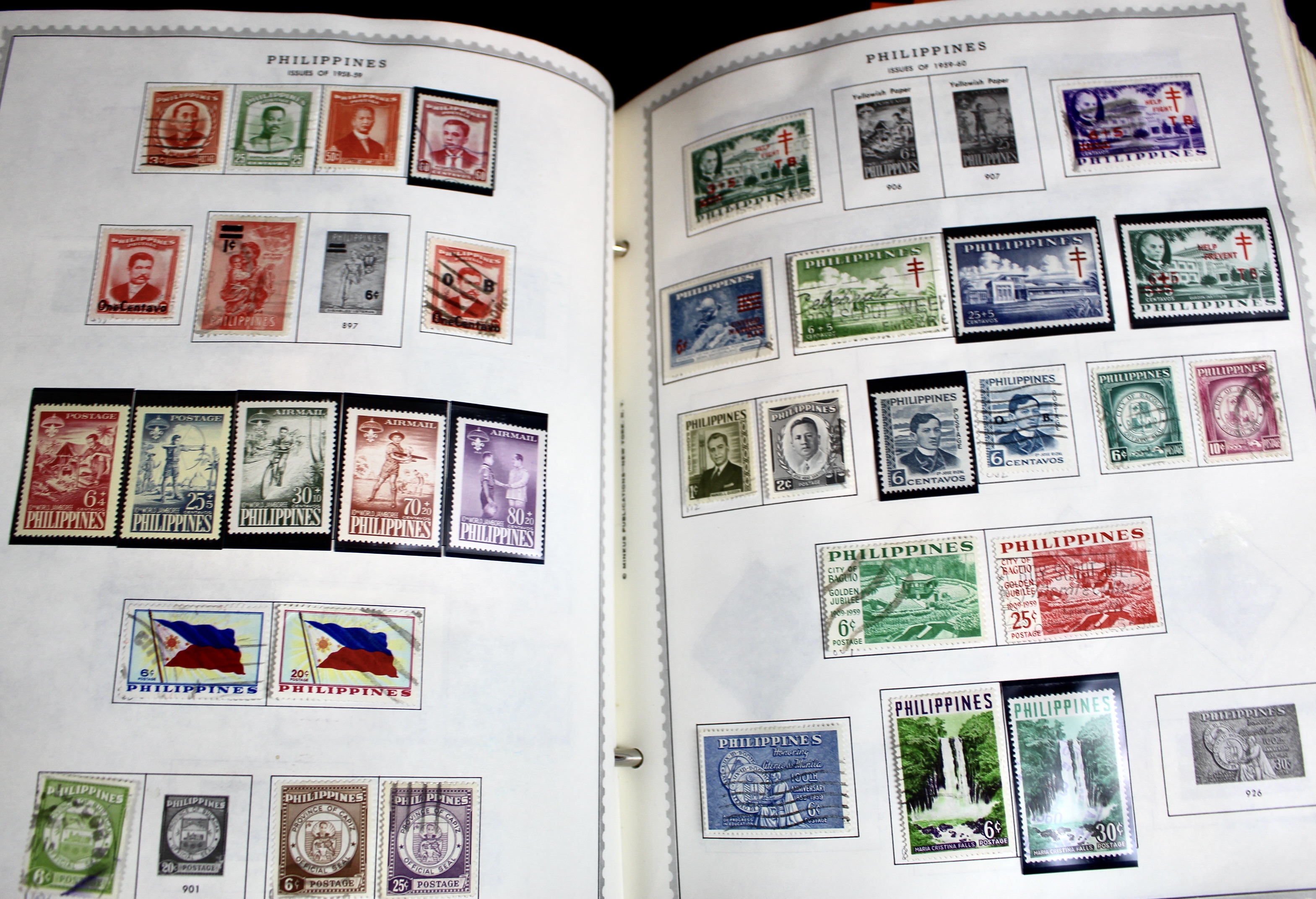Extensive World wide Stamp Collection In Minkus Supreme Album