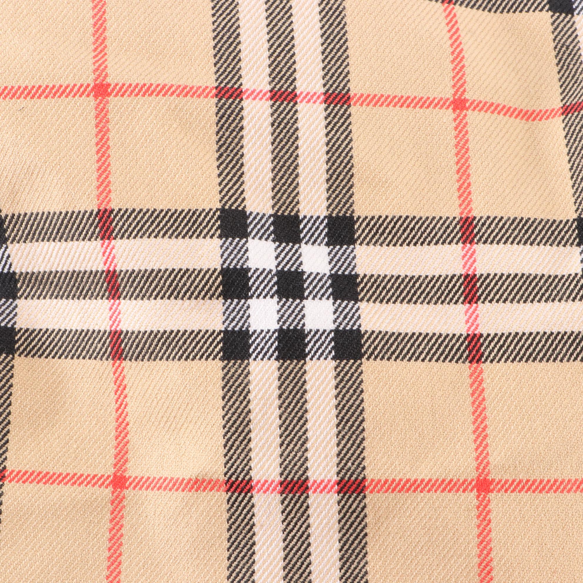 Burberry Golf Bucket Hat in Nova Check