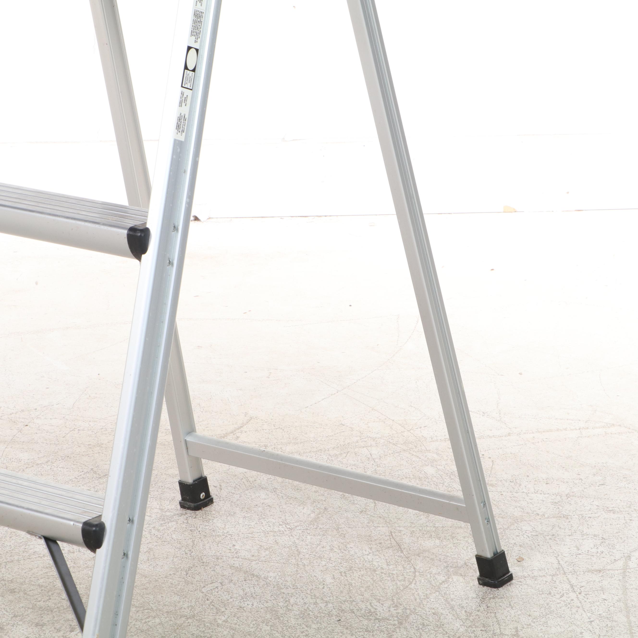 Gorilla Ladders Commercial Type II 3-Step Folding Step-Stool Ladder