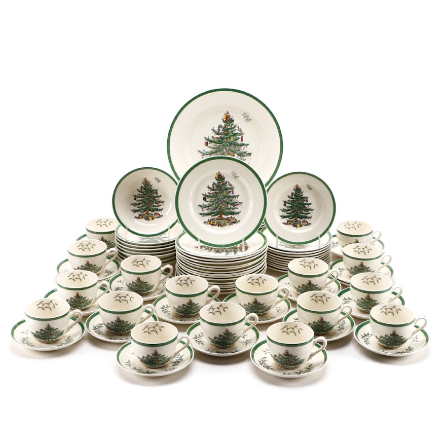 Spode "Christmas Tree" Ceramic Dinnerware, Mid to Late 20th Century