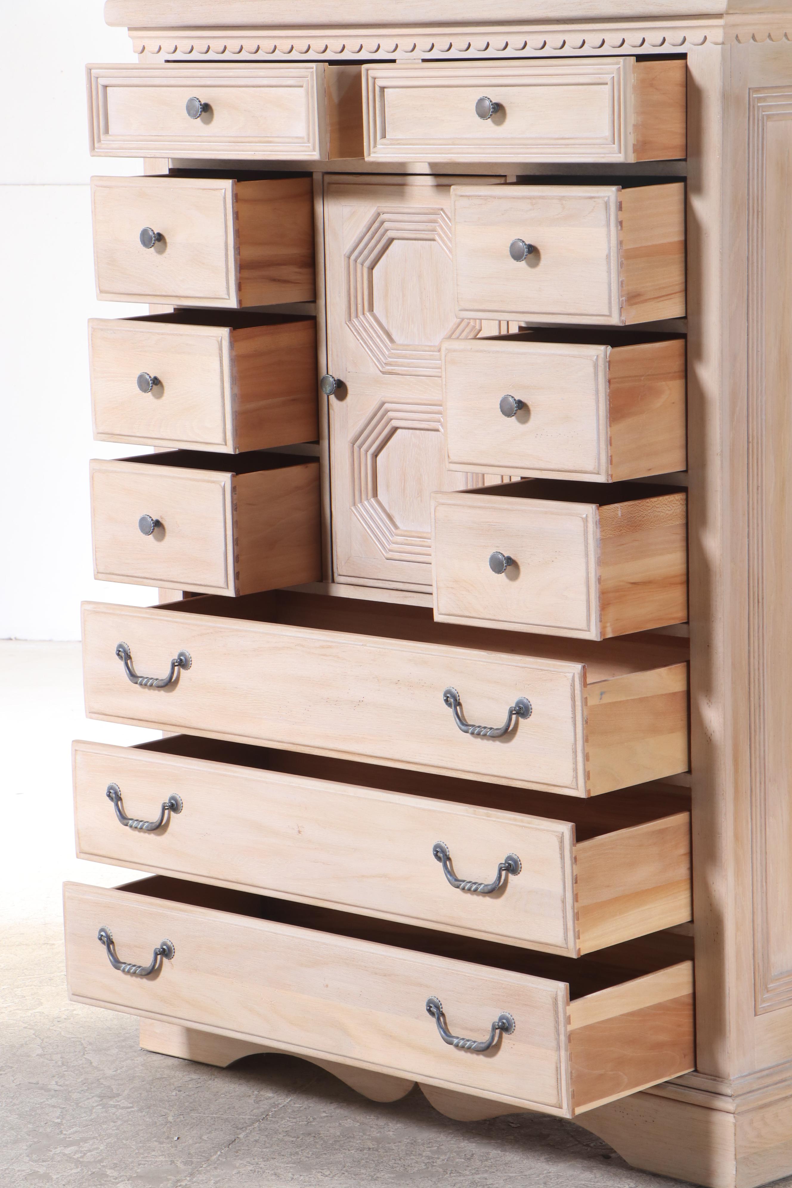 Lexington Furniture Cerused Oak Eleven-Drawer Chest, Late 20th Century