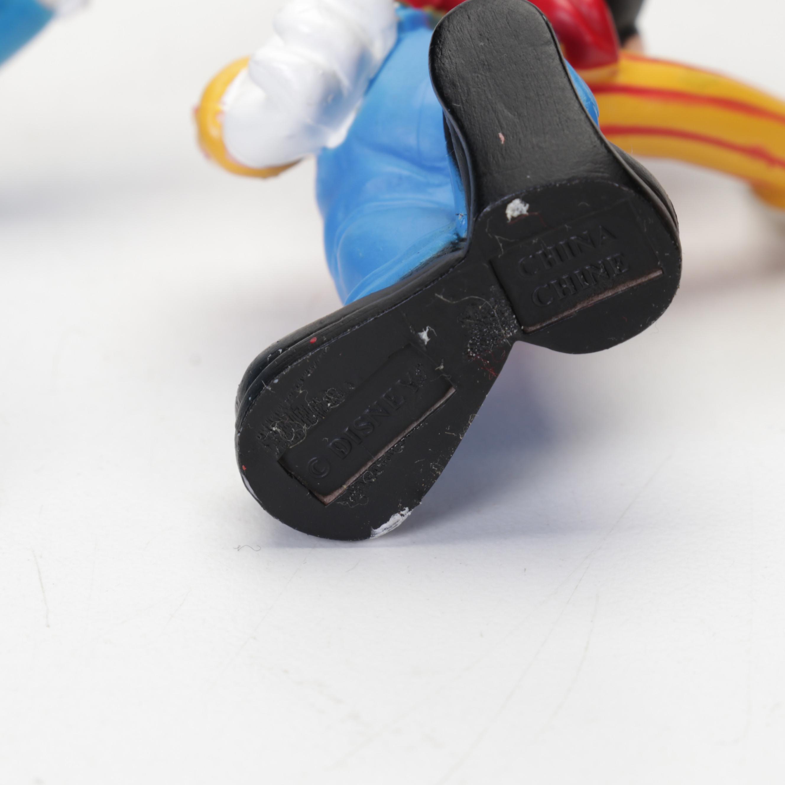 Walt Disney World Battery Operated Train Set with Disney Character Figurines