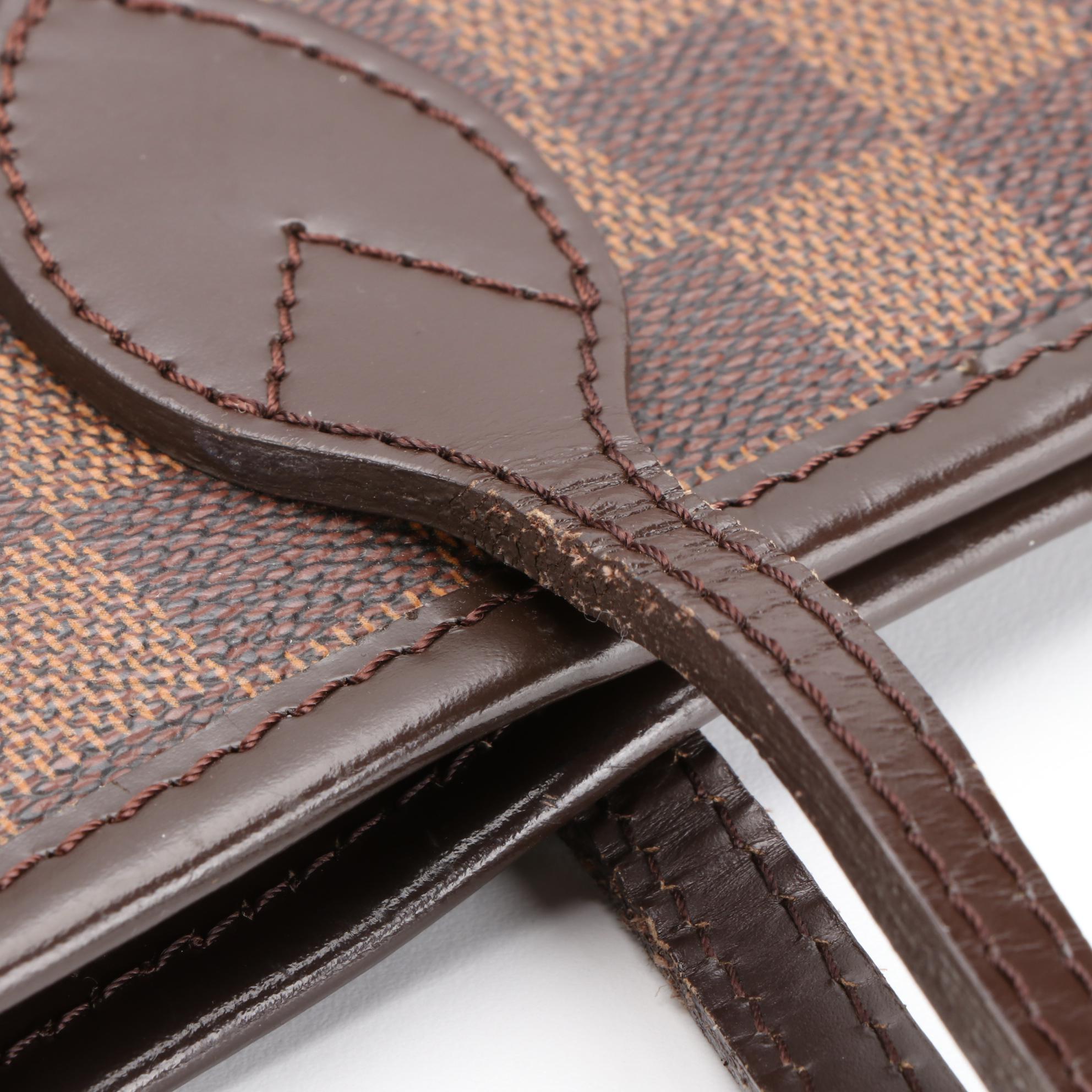 Louis Vuitton Neverfull MM in Damier Ebene Canvas