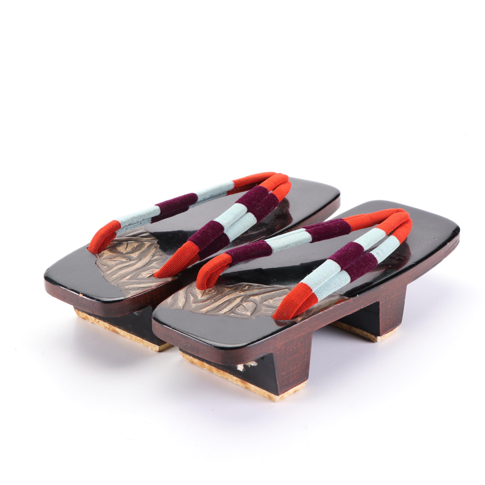 Lacquered Wooden Geta