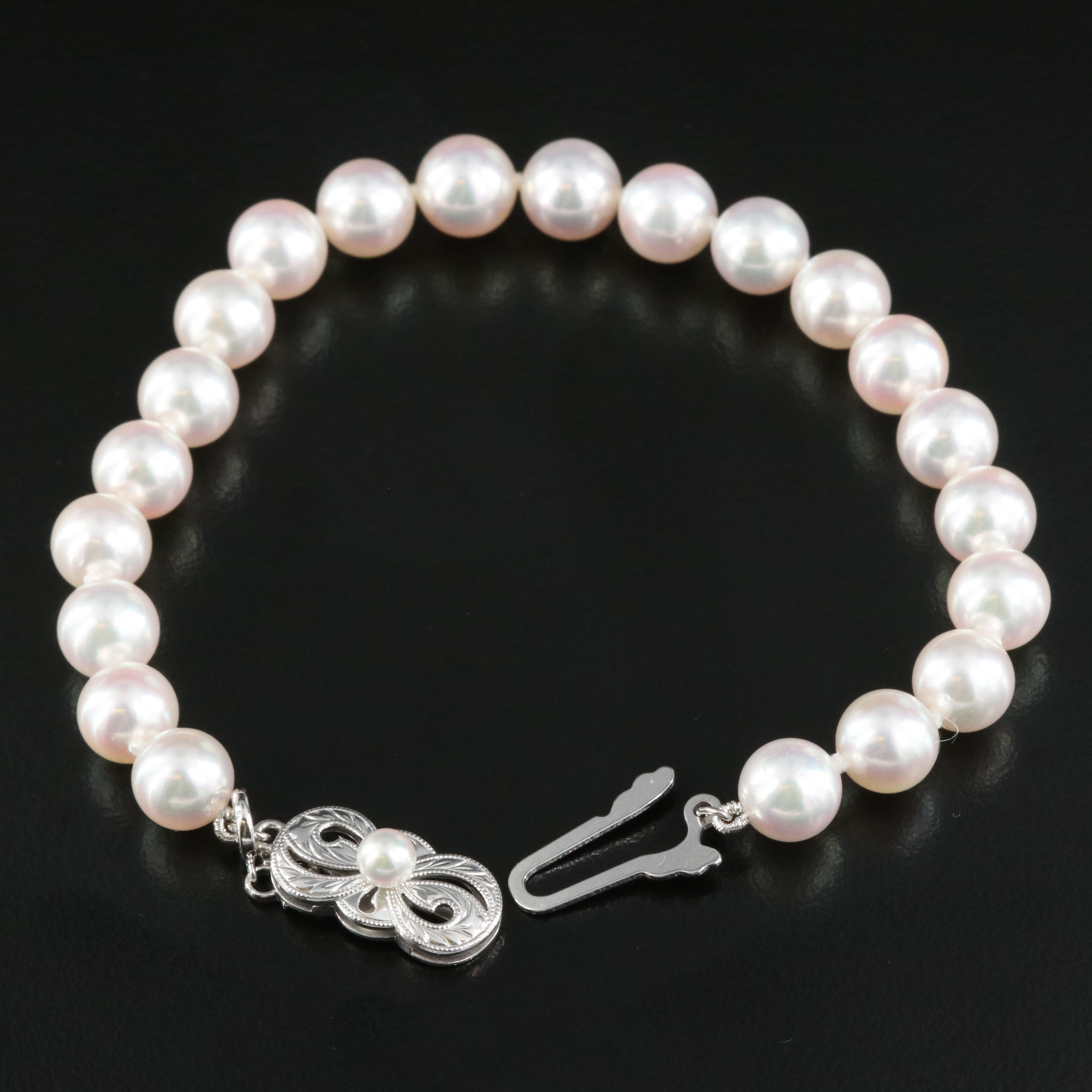 Mikimoto Pearl Bracelet with 18K Clasp