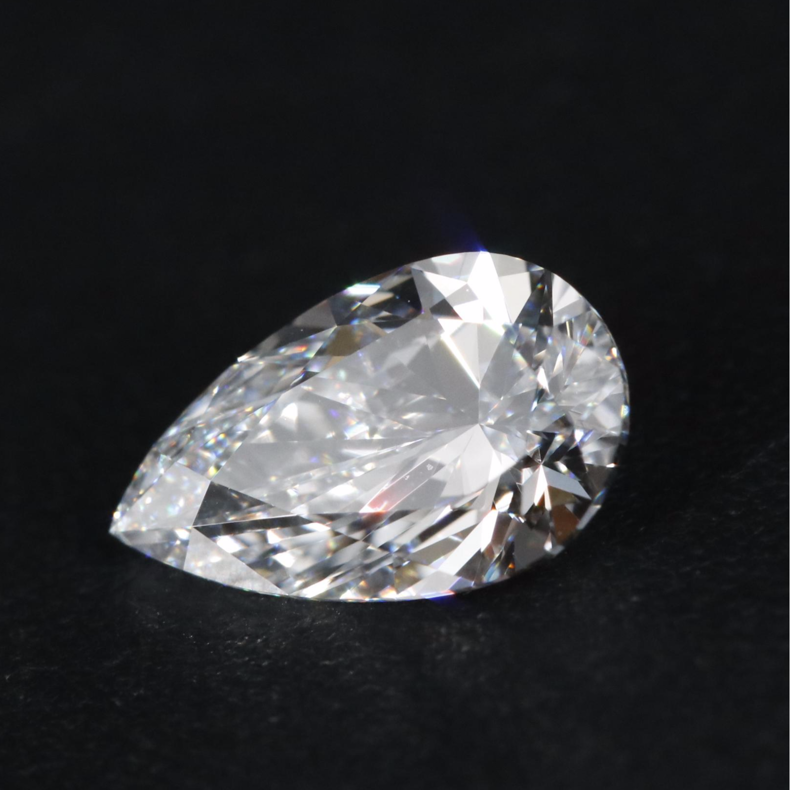 Loose 0.65 CT Lab Grown Diamond with IGI Report