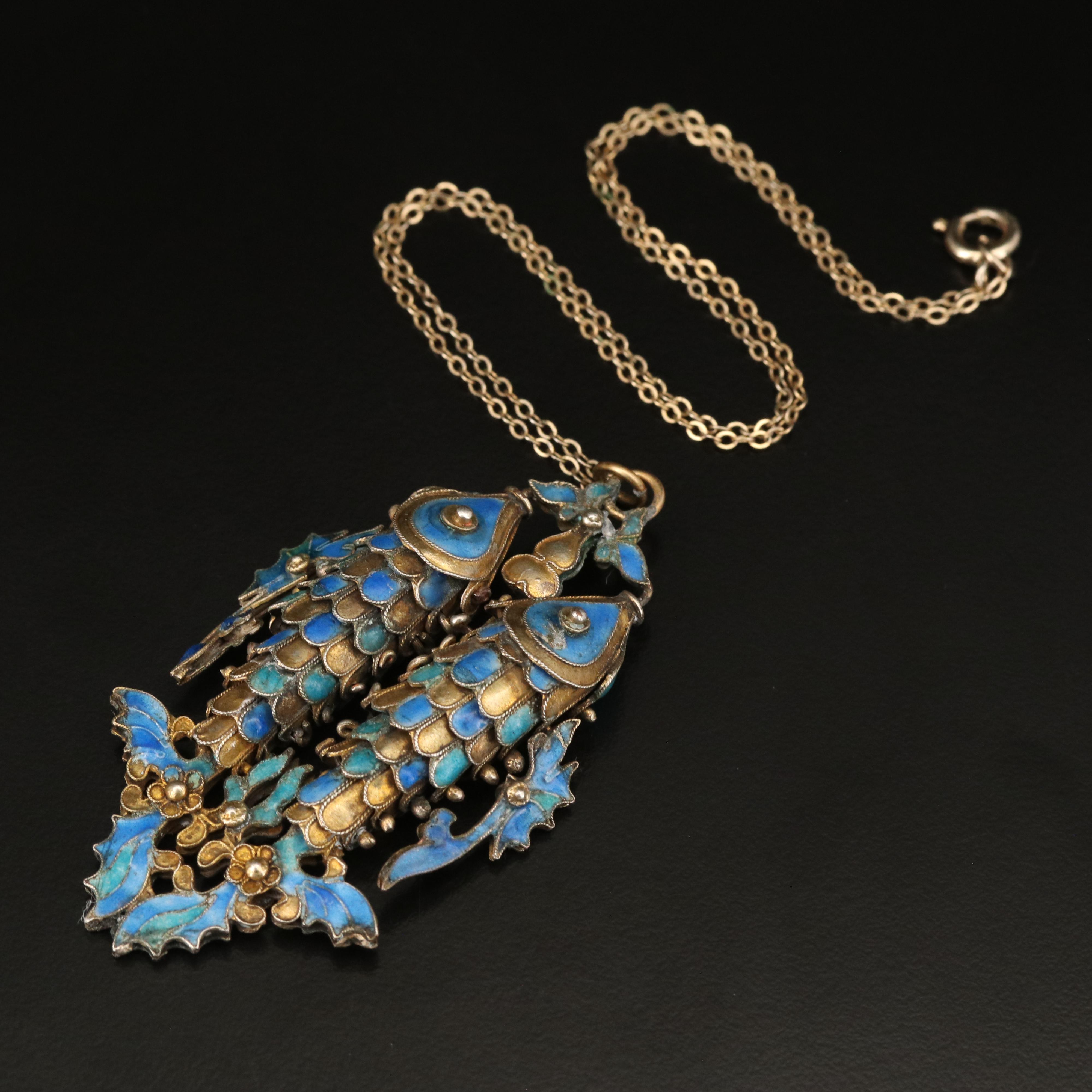 Vintage Articulated Enamel Fish Pendant Necklace