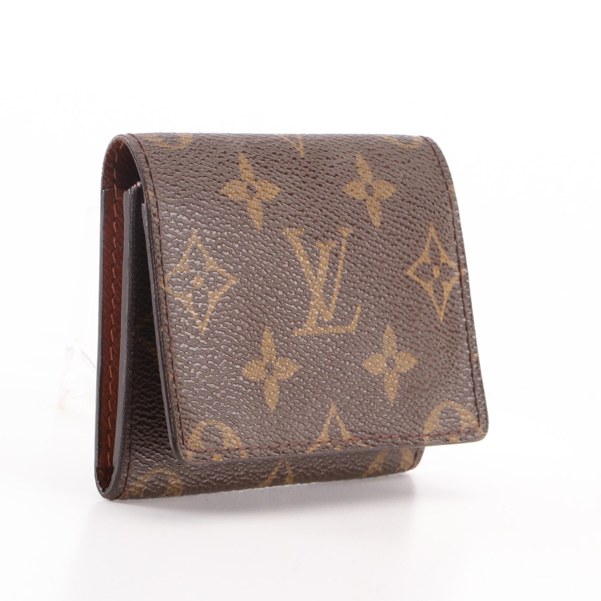 Louis Vuitton Card Case in Monogram Canvas