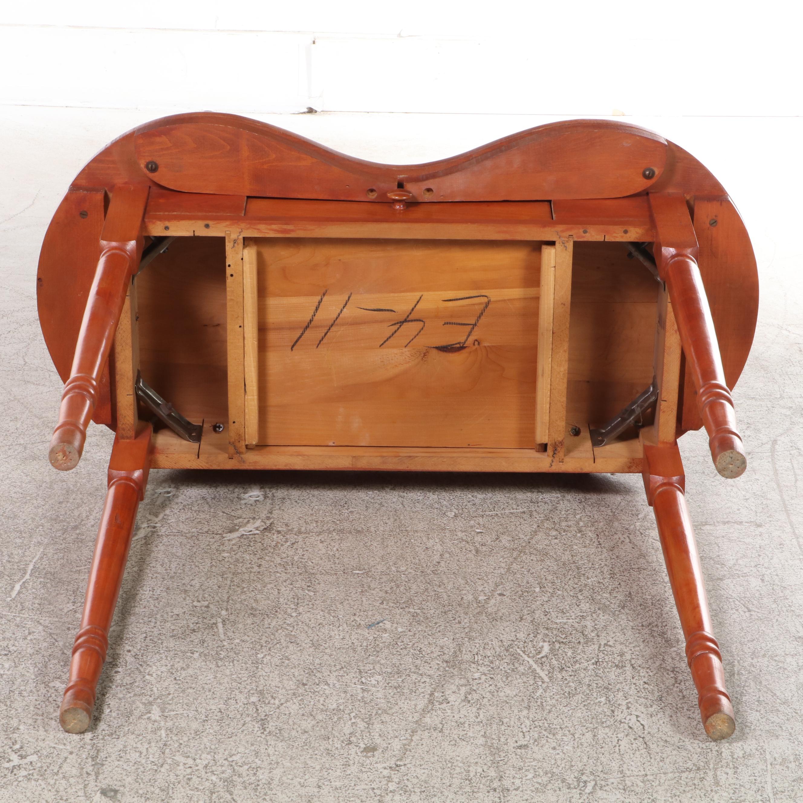 Aristo Bilt Colonial Style Hardwood Dressing Table and Stool, Mid-20th Century