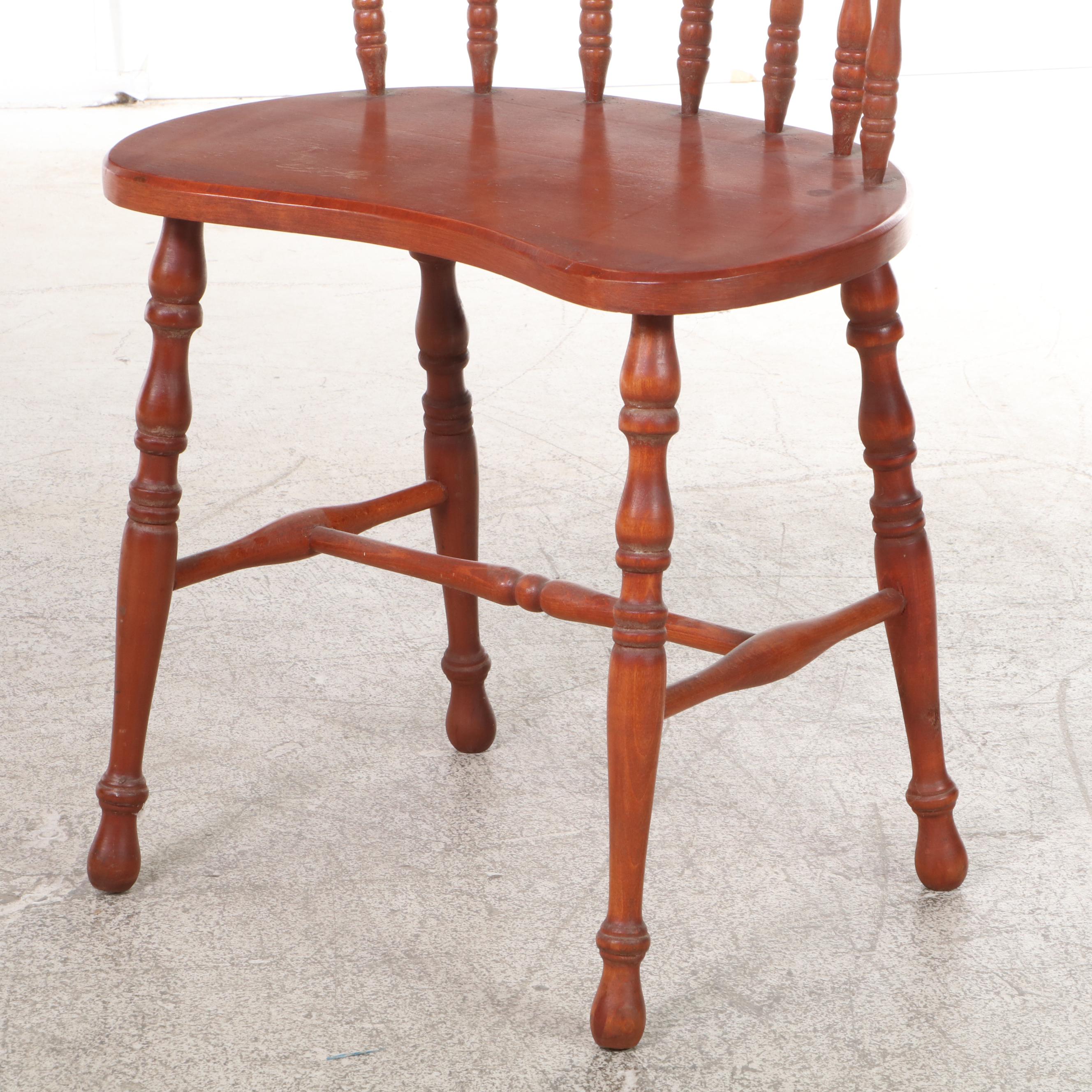 Aristo Bilt Colonial Style Hardwood Dressing Table and Stool, Mid-20th Century