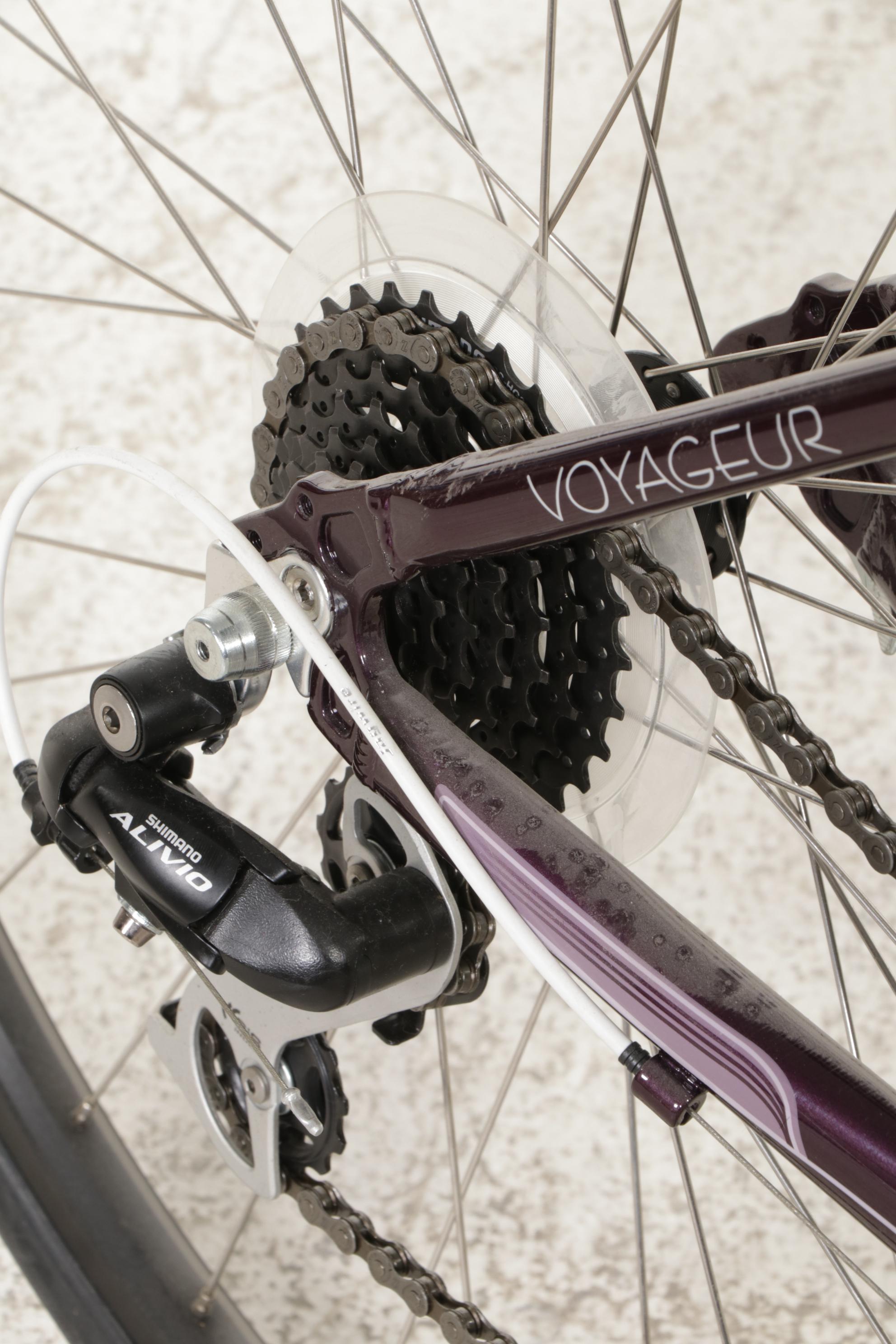 Schwinn Voyageur Step-Through 24-Speed Cruising Bicycle