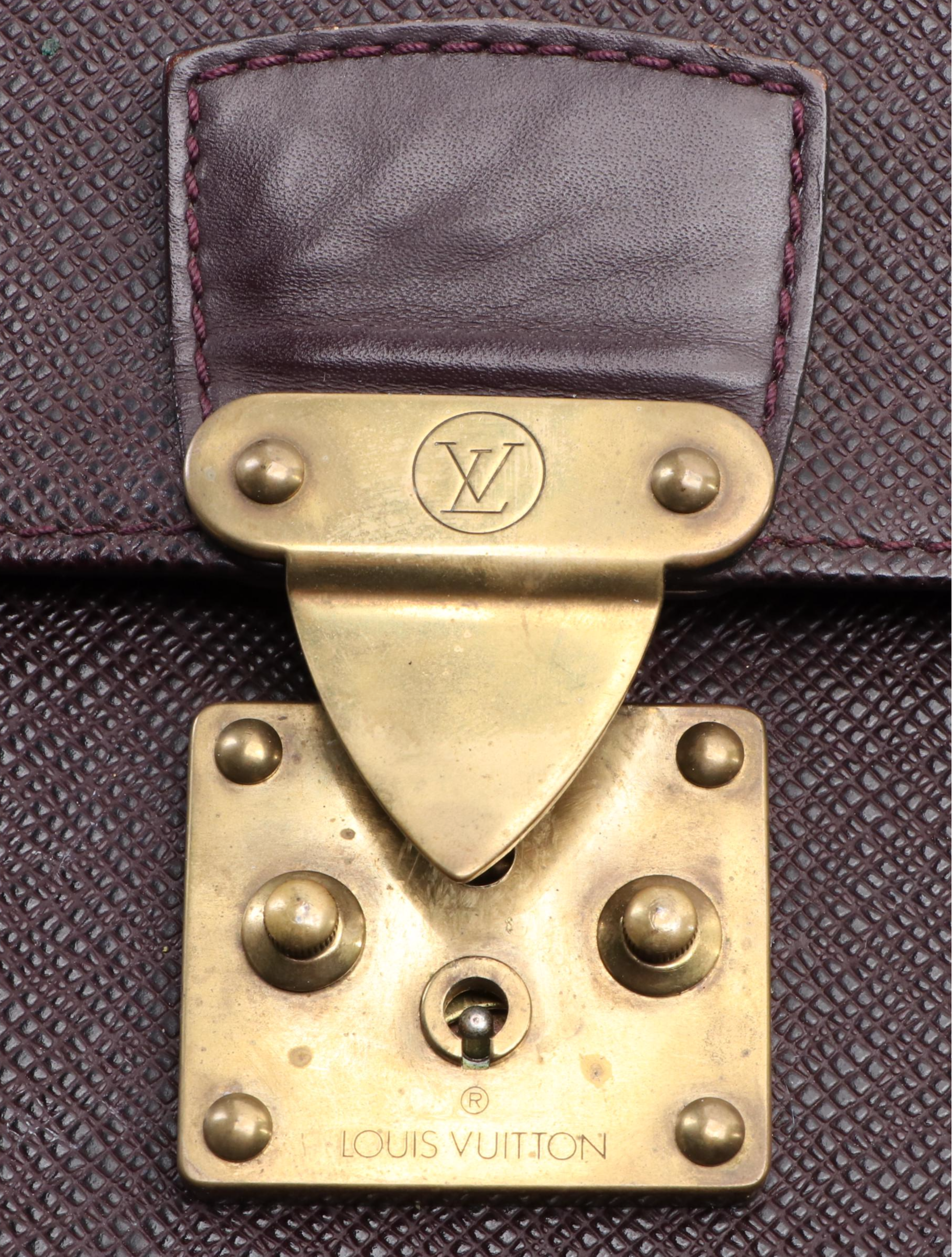 Louis Vuitton Robusto Briefcase in Taïga Leather