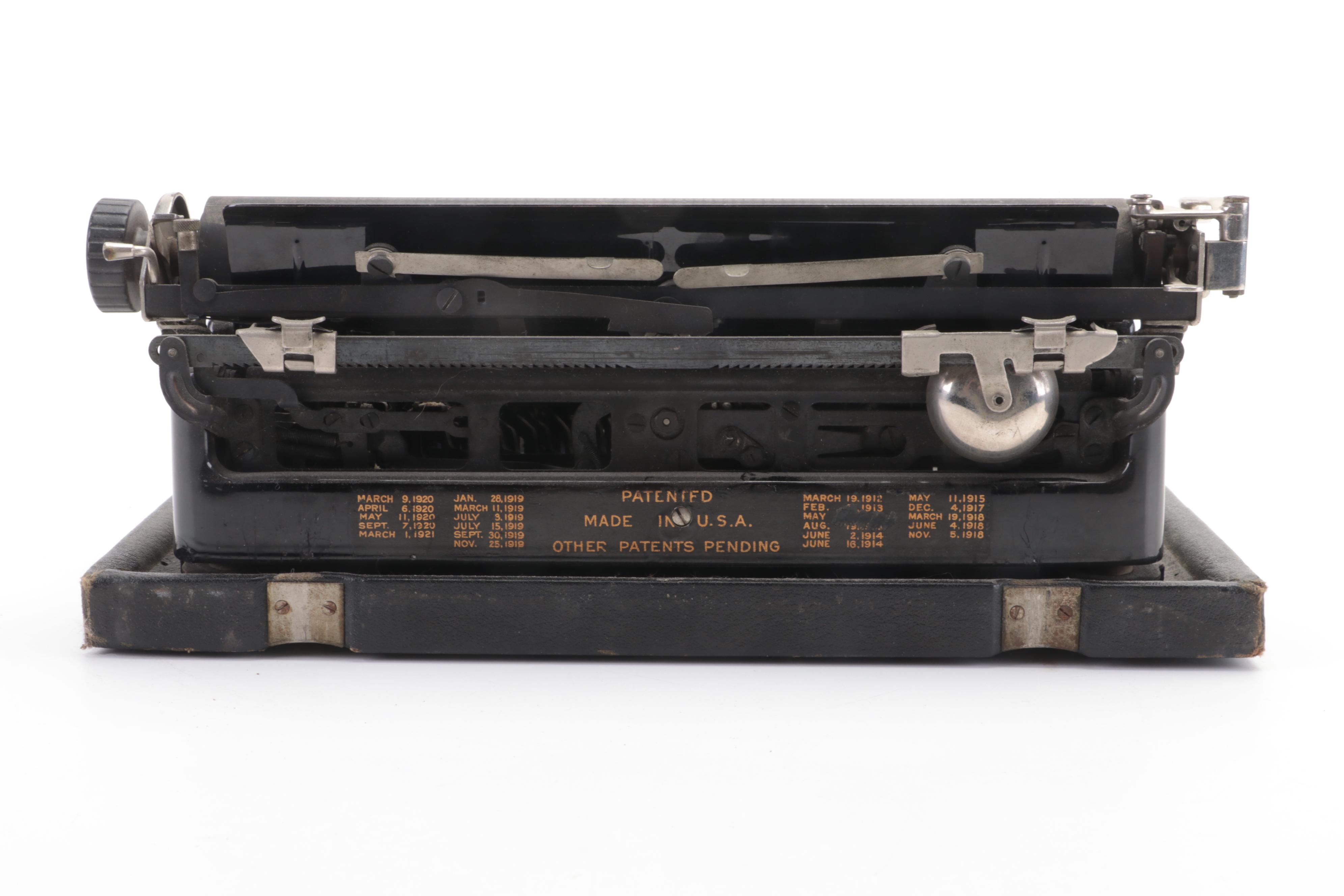 Underwood Standard Portable Typewriter, Early 20th Century