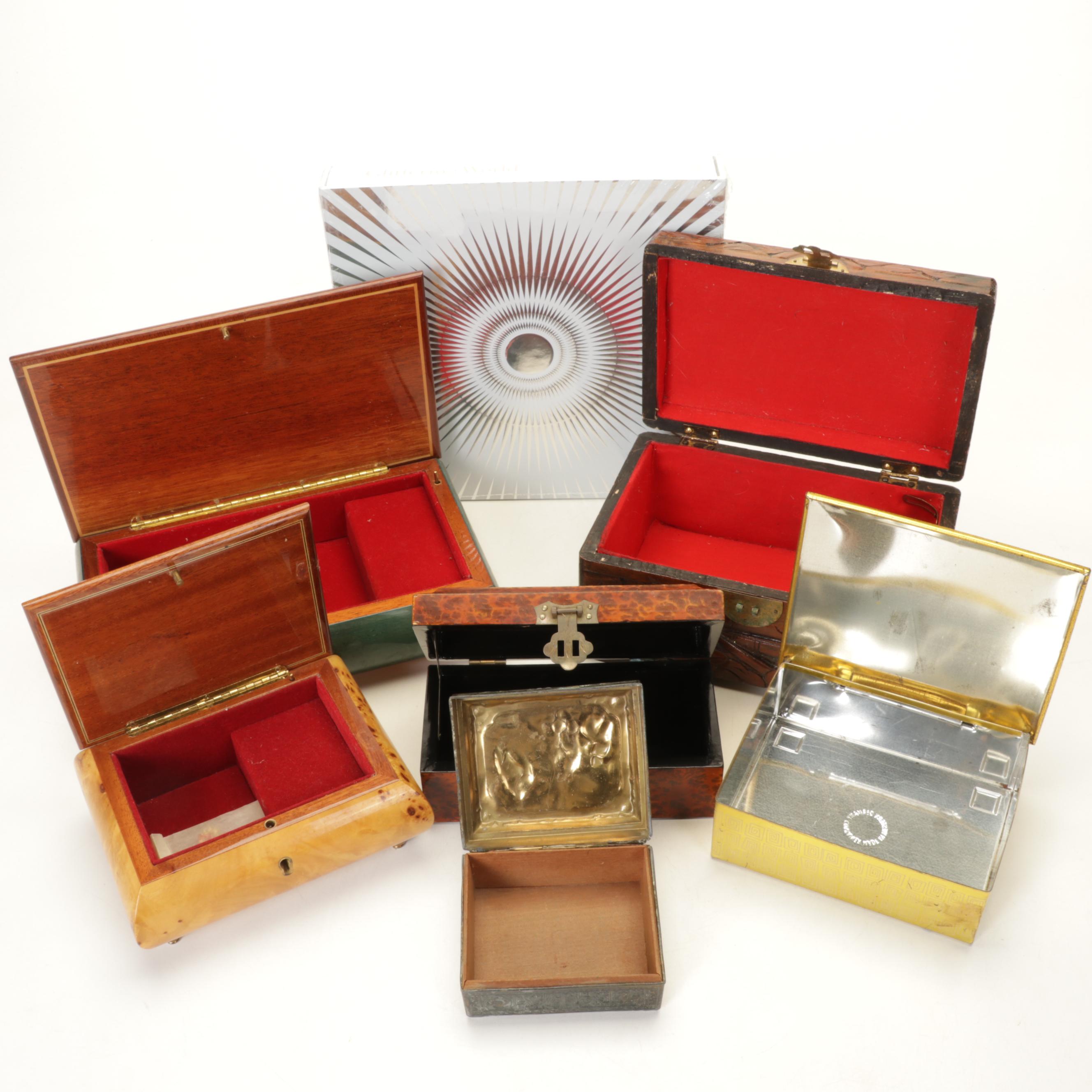 "Glittering World" Navajo Jewelry of the Yazzie Family with Decorative Boxes