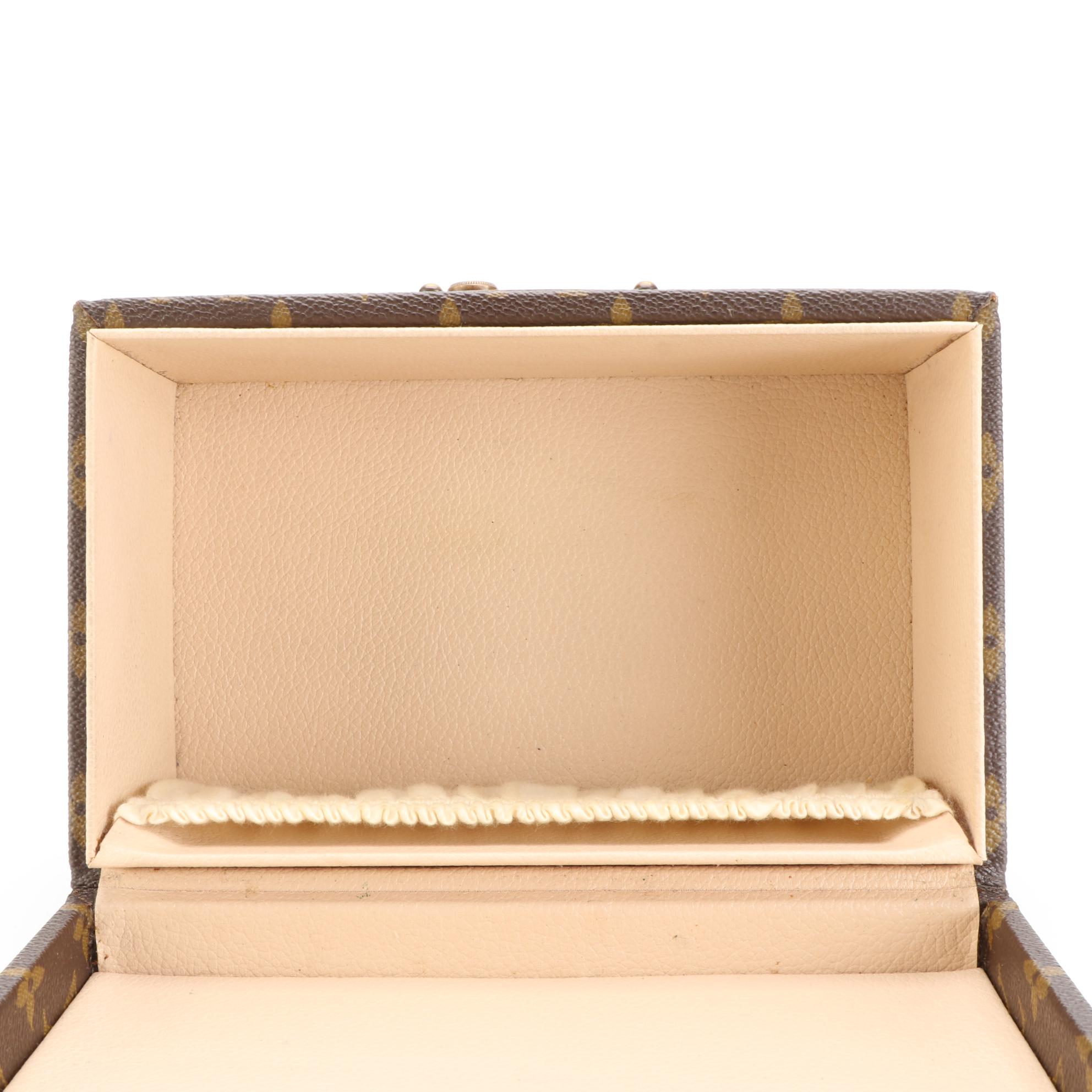 Louis Vuitton Jewelry Box in Monogram Canvas with Vachetta Leather Trim
