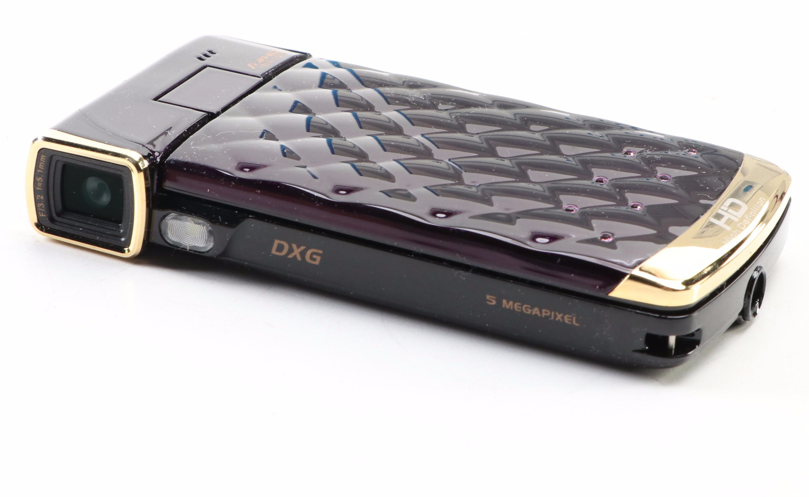 Flip UltraHD Video Camera, FlipShare TV and DXG Camcorder and Accessories Kit