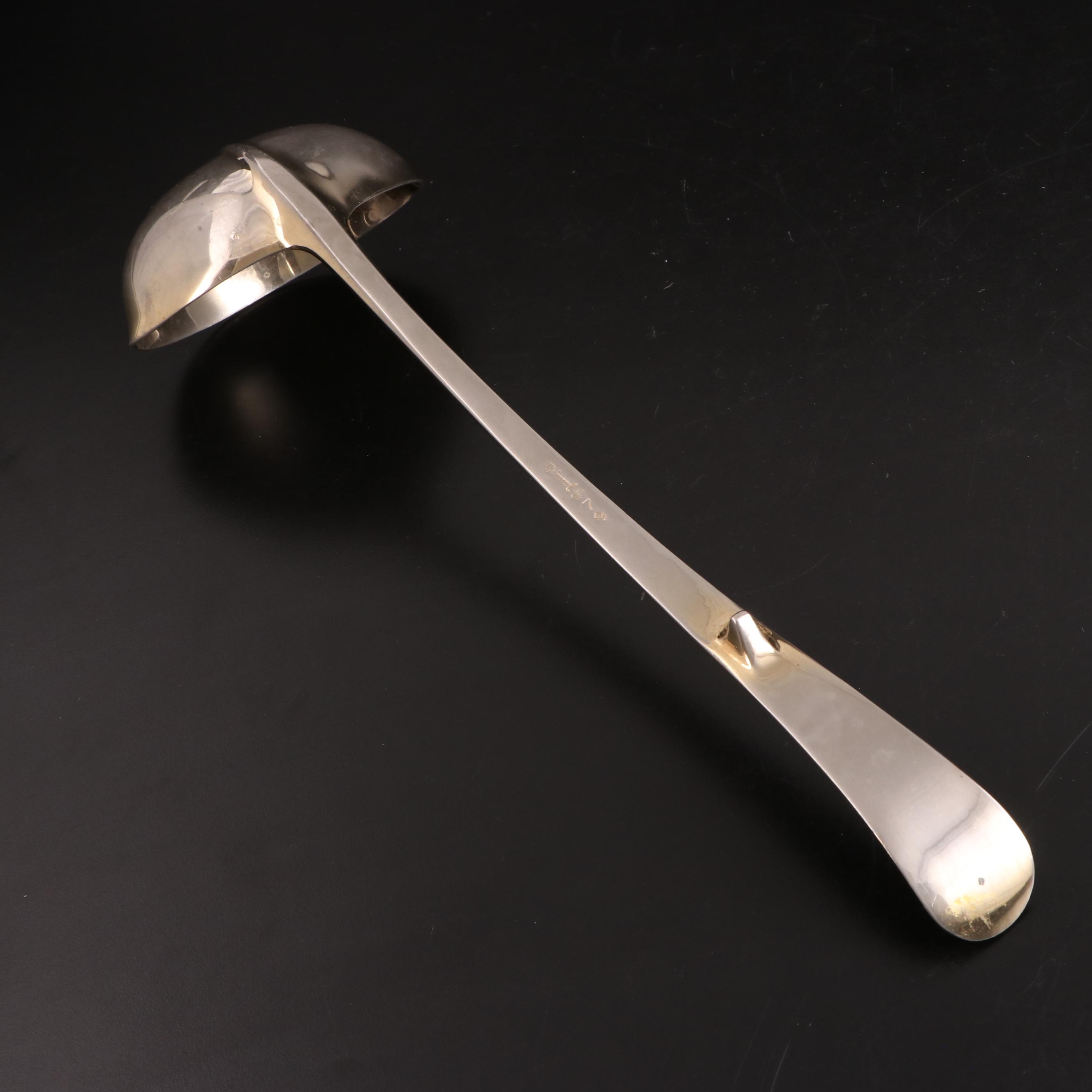 De'Longhi Percolator with Apple Peeler, Teapot, and Other Tableware