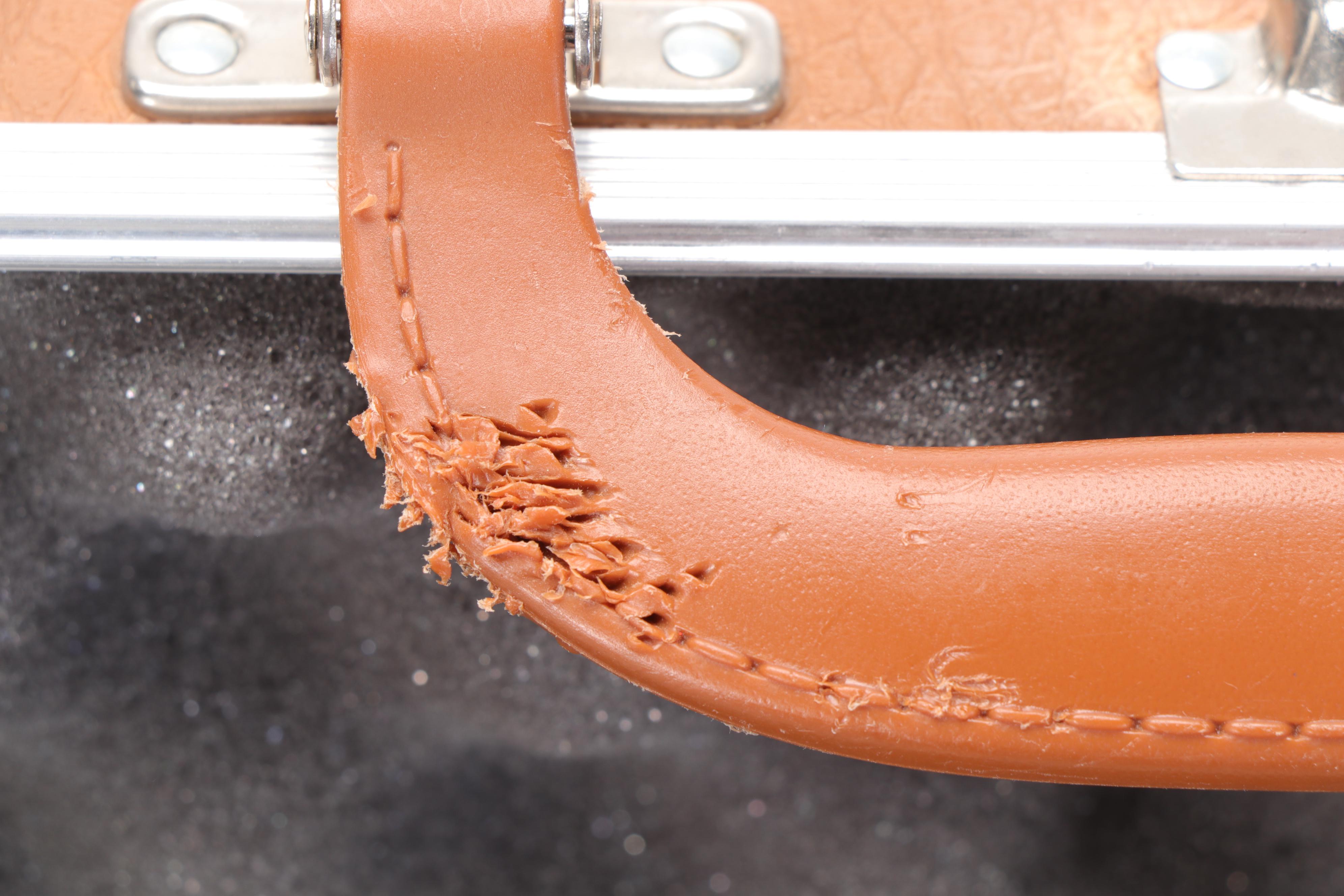 Woodstream Old Pal Rod Fishing Rod Satchel with Kolpin and Plano Gun Cases