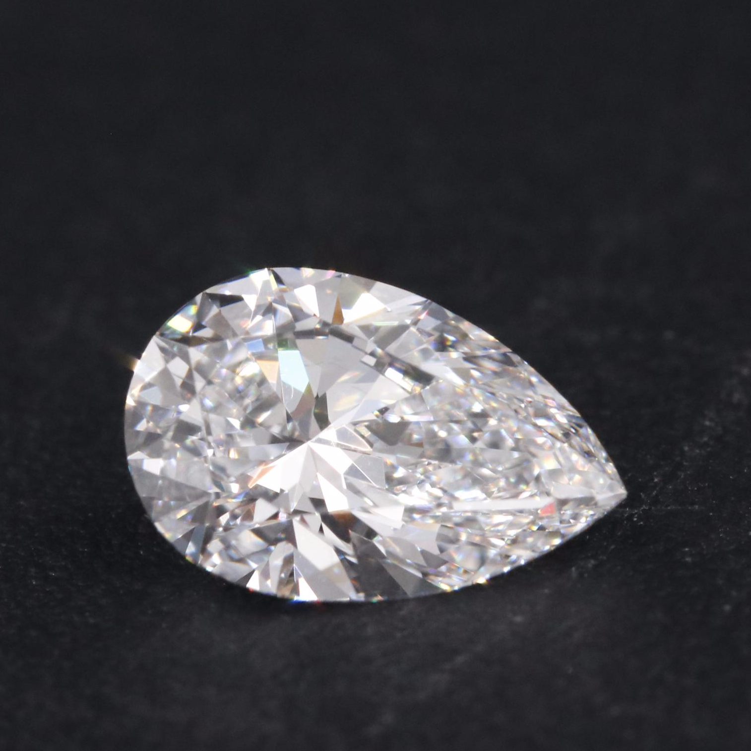 Loose 0.91 CT Lab Grown Diamond with IGI Report