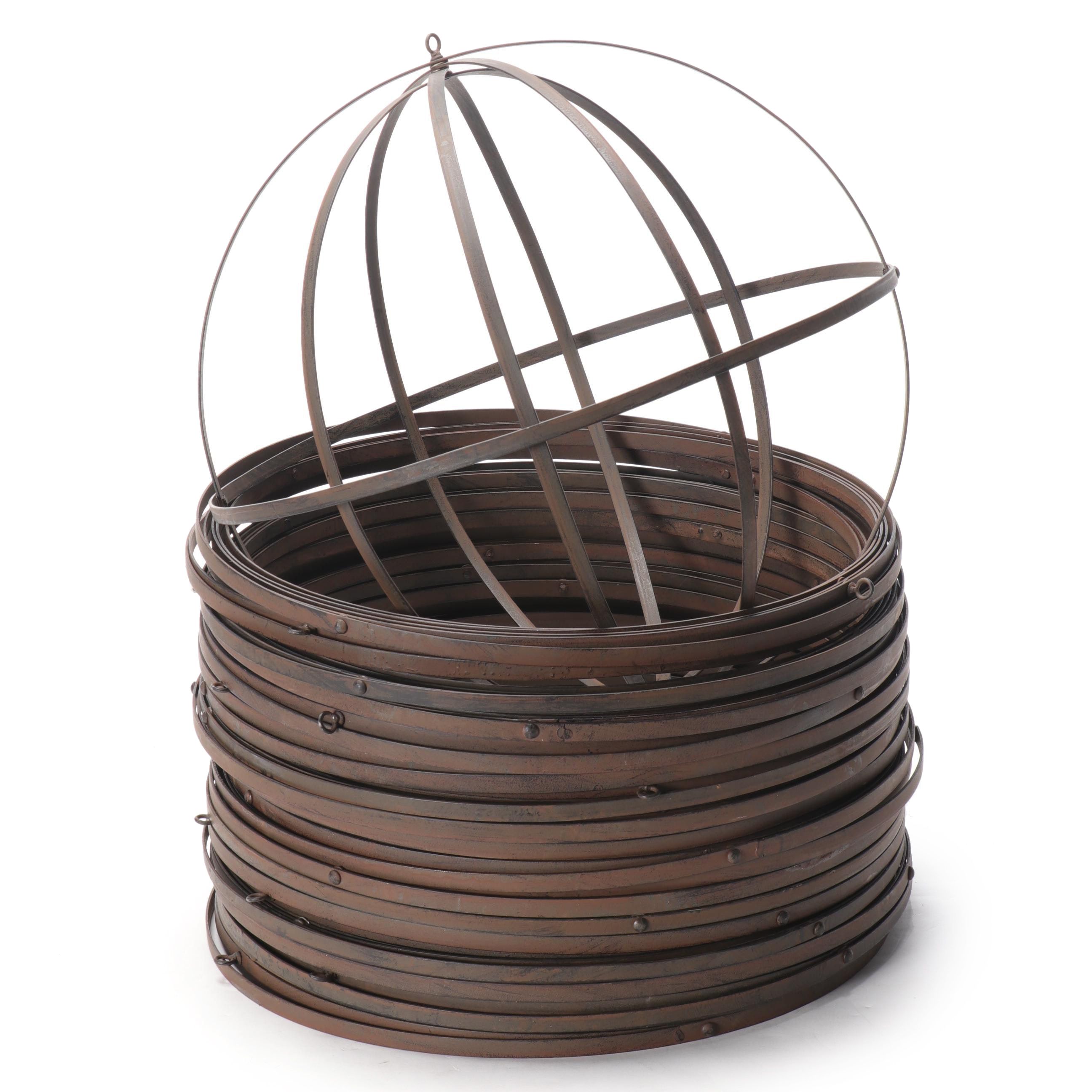 Industrial Style Collapsible Metal Orbs Patio Décor