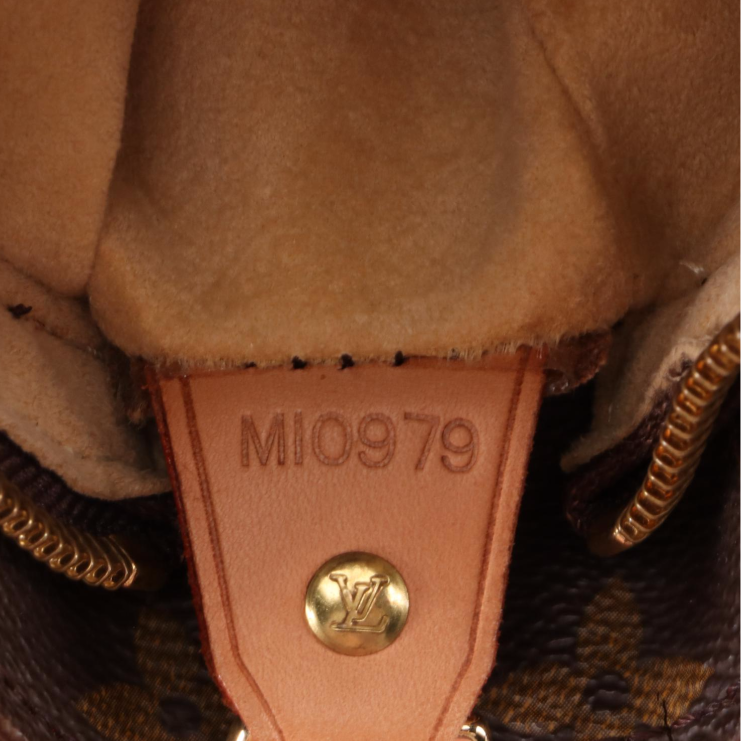 Louis Vuitton Looping GM in Monogram Canvas