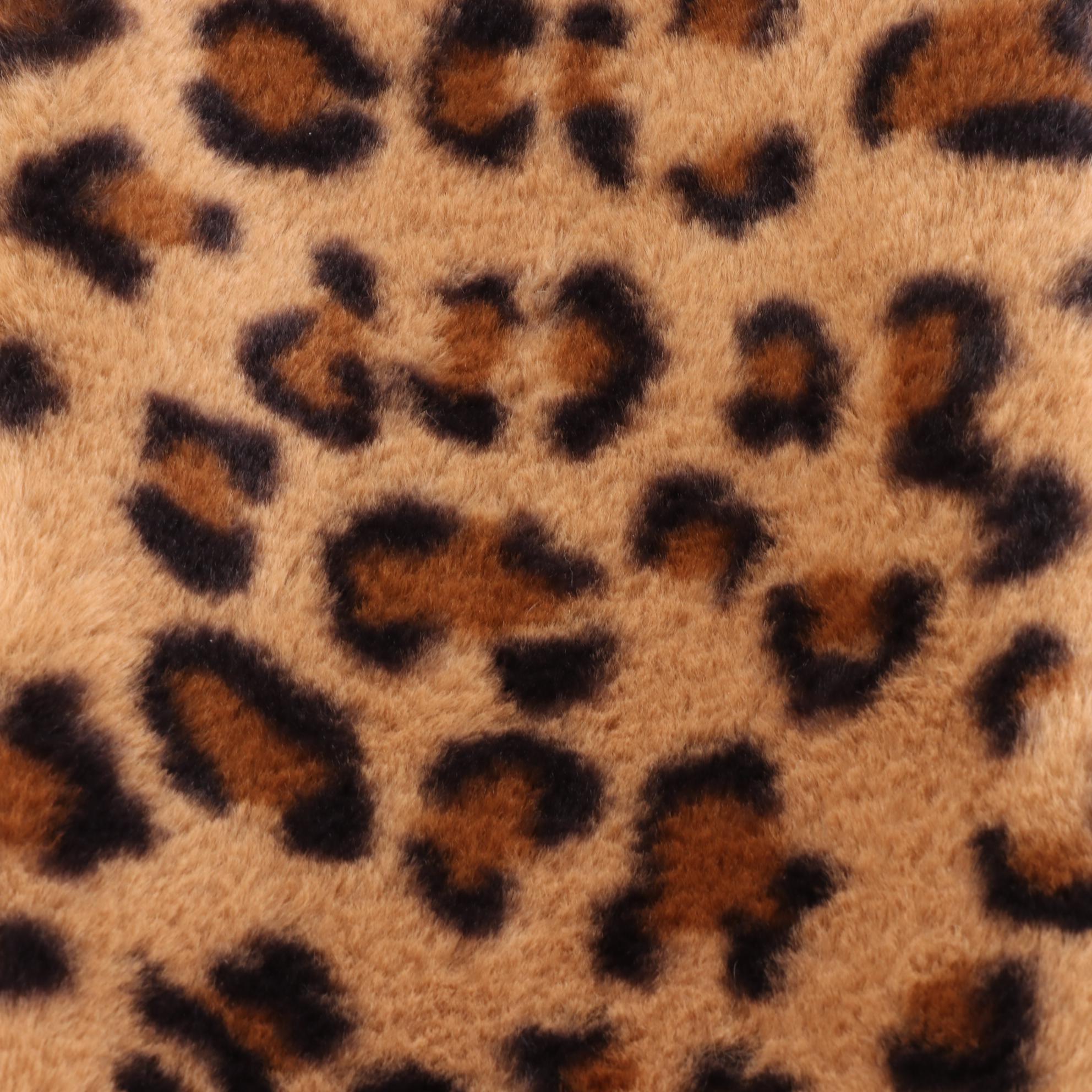 Houndstooth Check Scarf and Tuck-in Faux Fur Scarves in Solid and Leopard Print