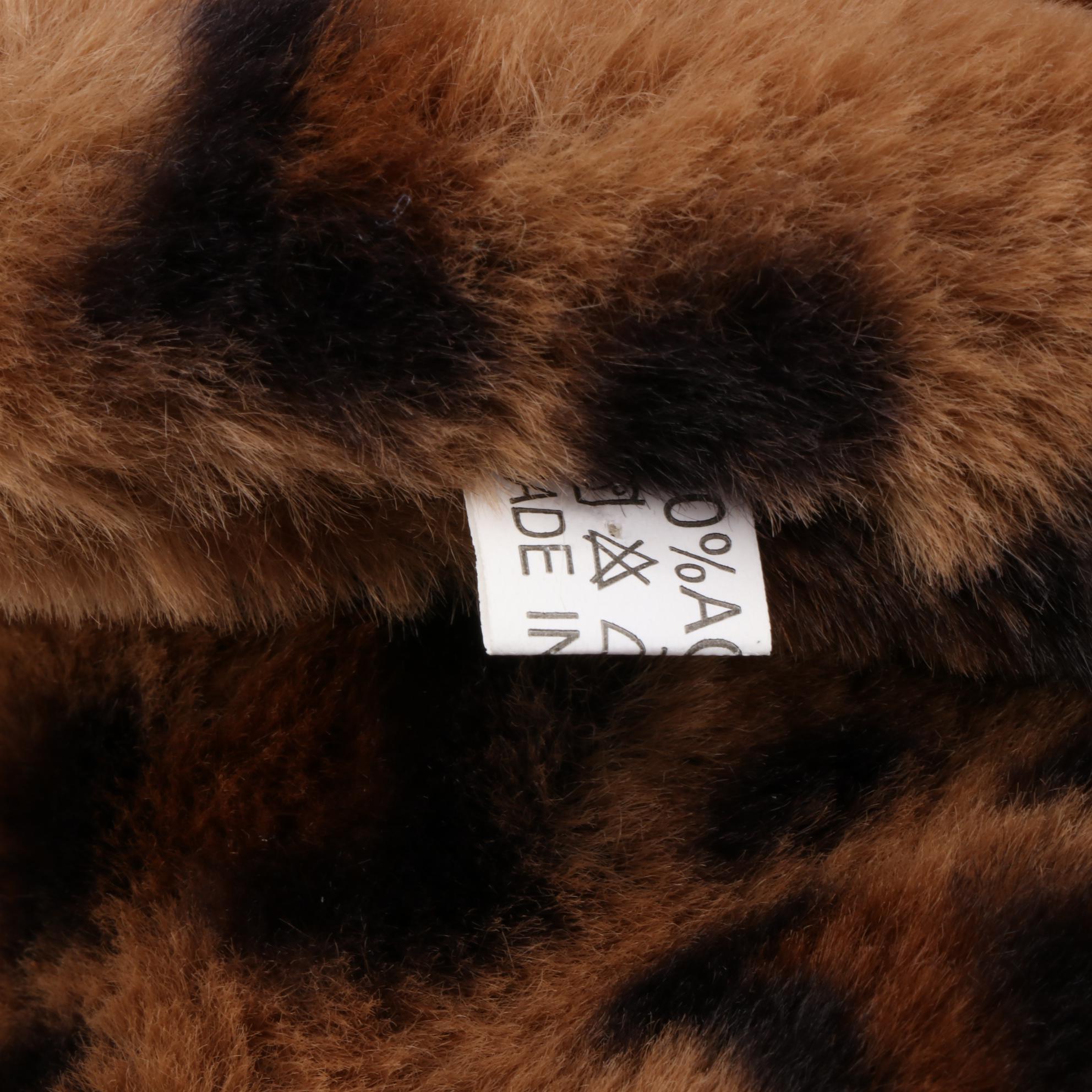 Houndstooth Check Scarf with Tuck-in Faux Fur Scarves in Leopard Print and Solid