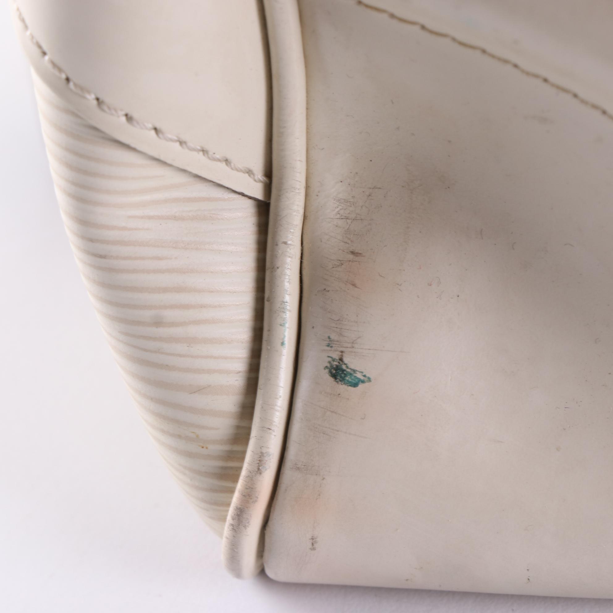 Louis Vuitton Montaigne GM Bowling Bag in Ivorie Epi Leather