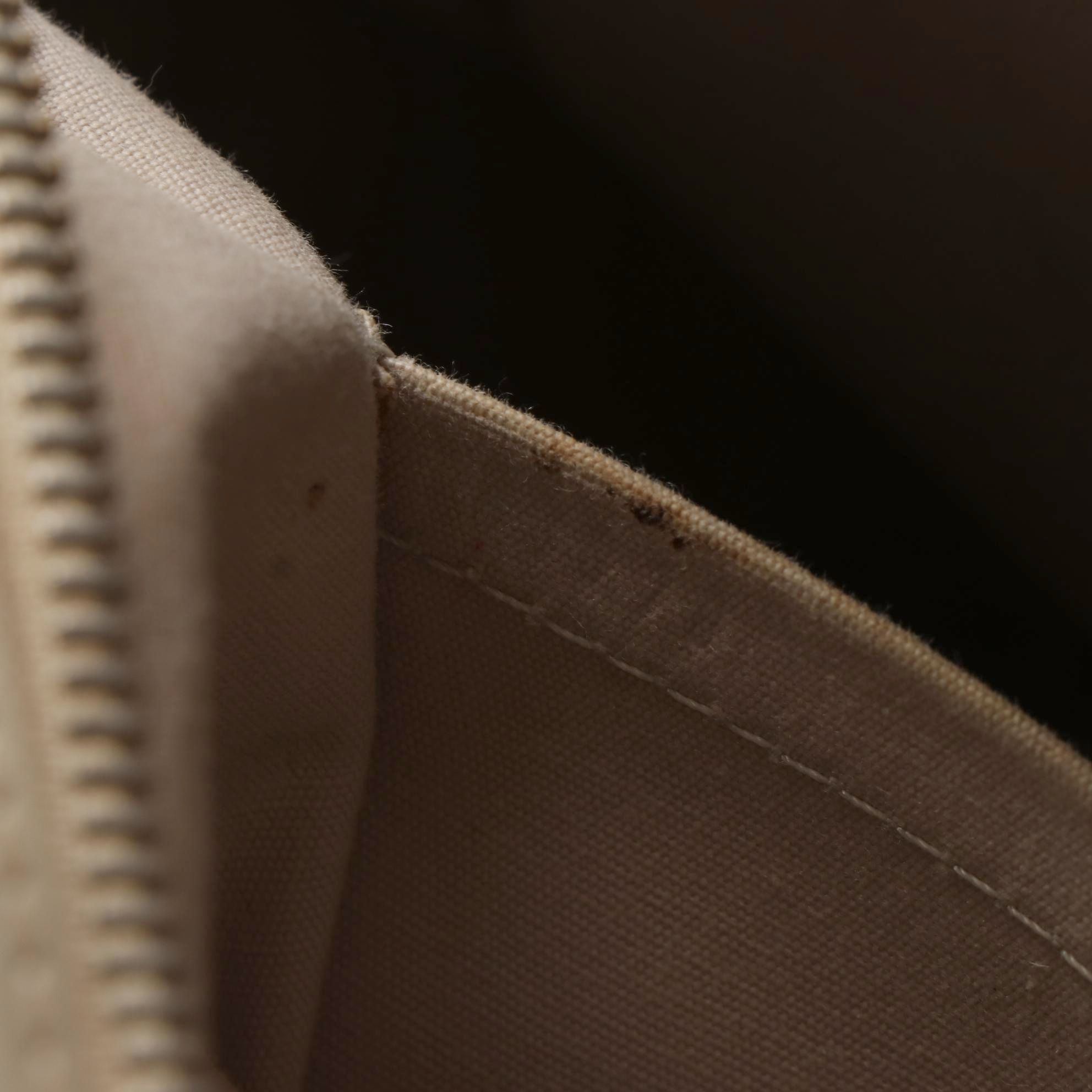 Louis Vuitton Montaigne GM Bowling Bag in Ivorie Epi Leather