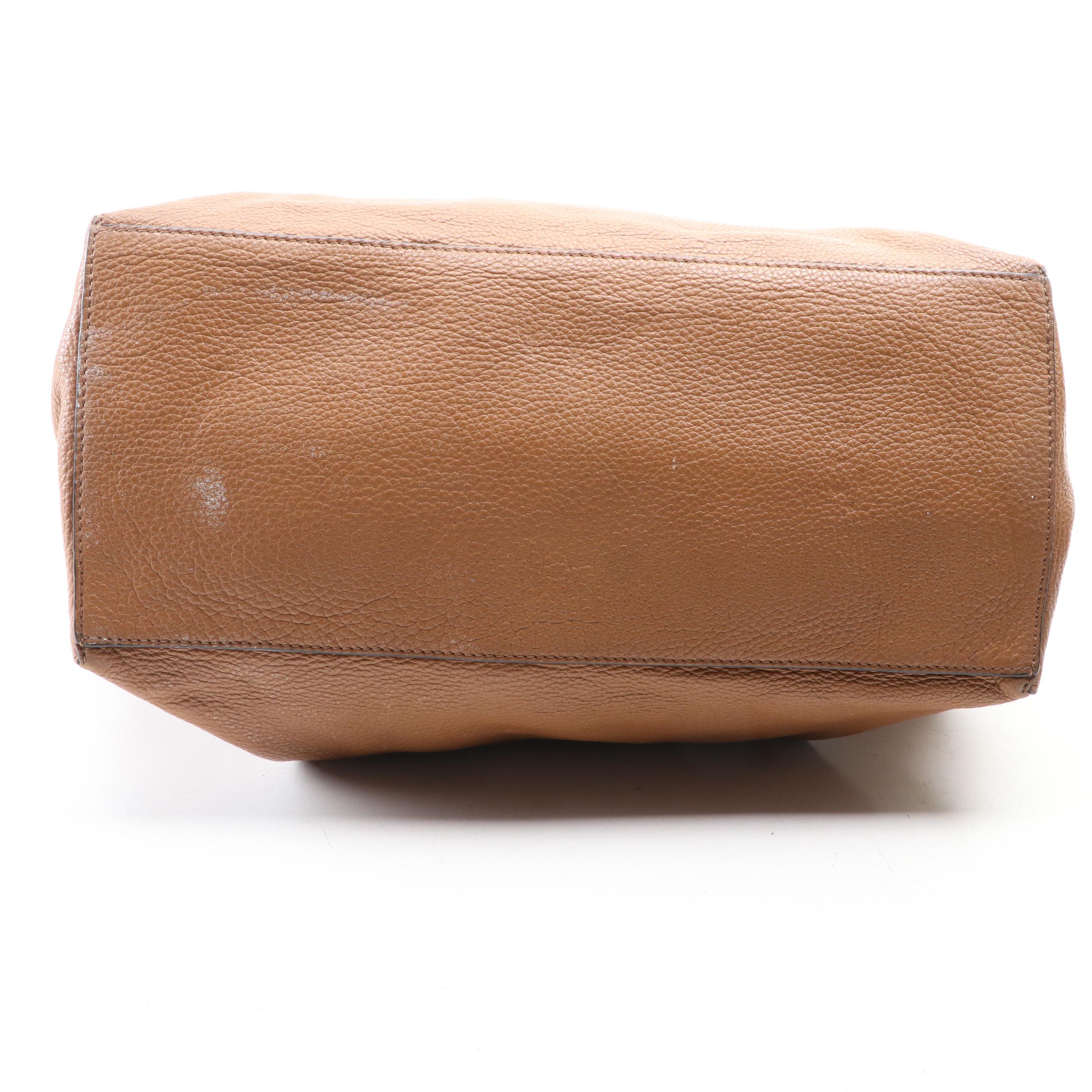 Tory Burch Shoulder Bag in Grained Leather