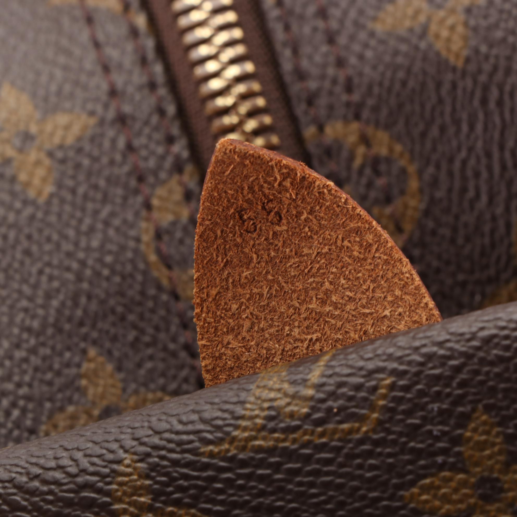 Louis Vuitton Keepall 55 in Monogram Canvas