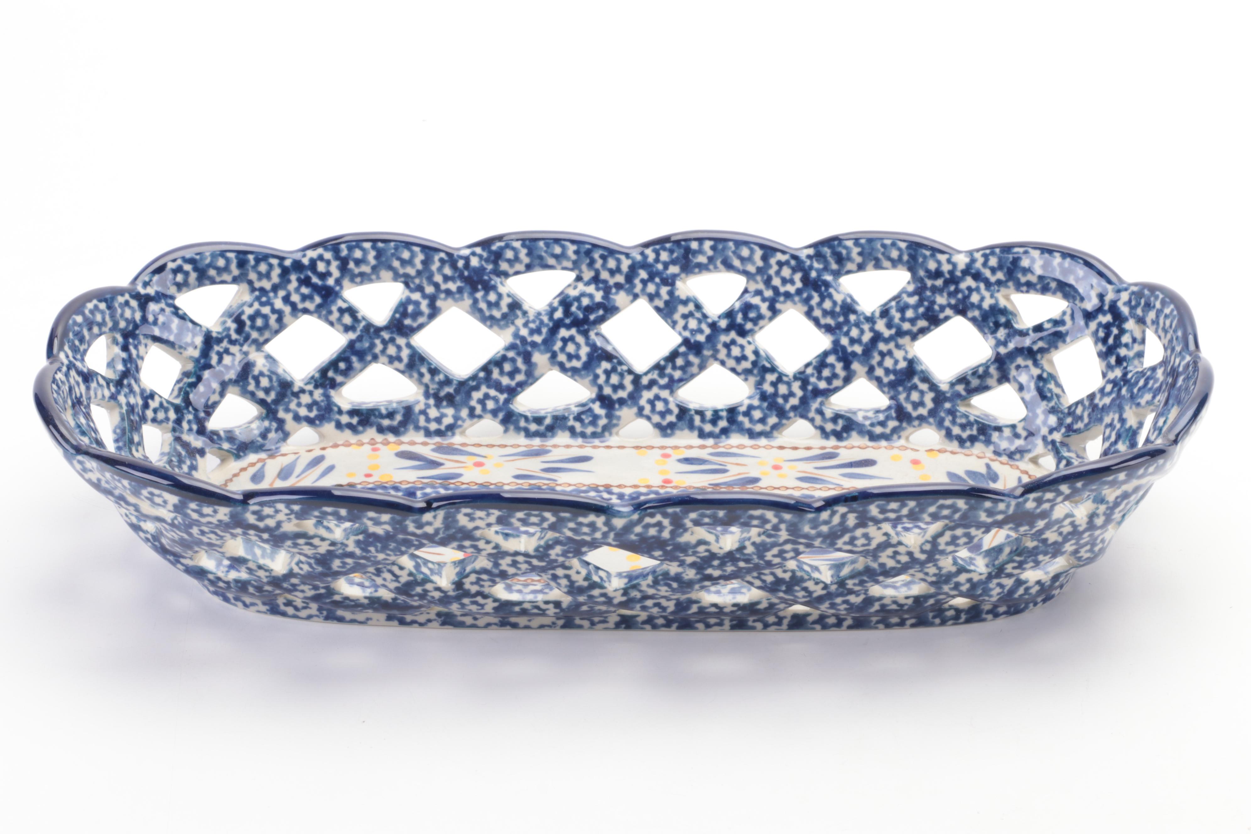 Temp-tations by Tara "Old World Confetti" Measuring Cups and Serveware