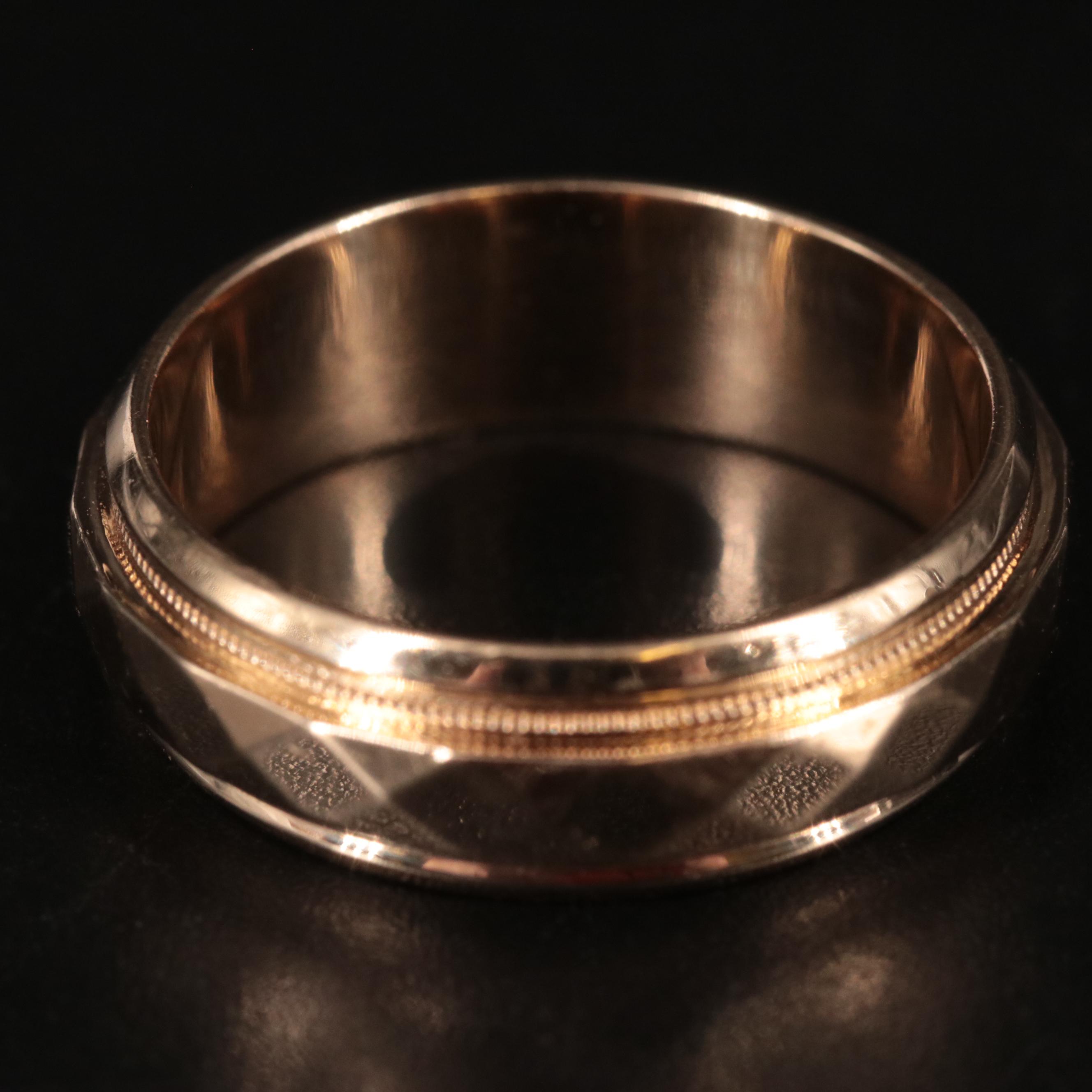 14K Reflective Contemporary Band Ring