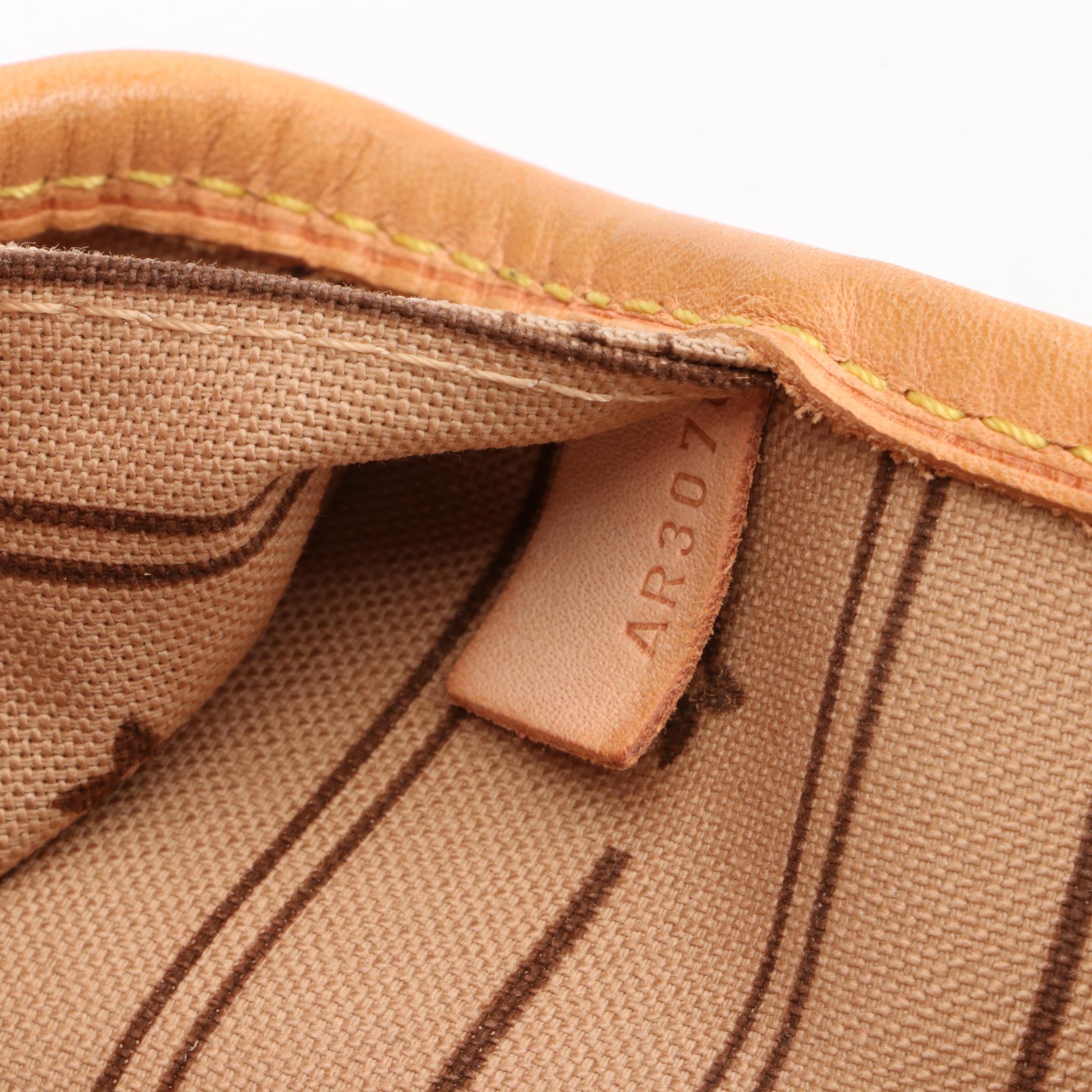 Louis Vuitton Neverfull MM Tote in Monogram Canvas and Leather with Box