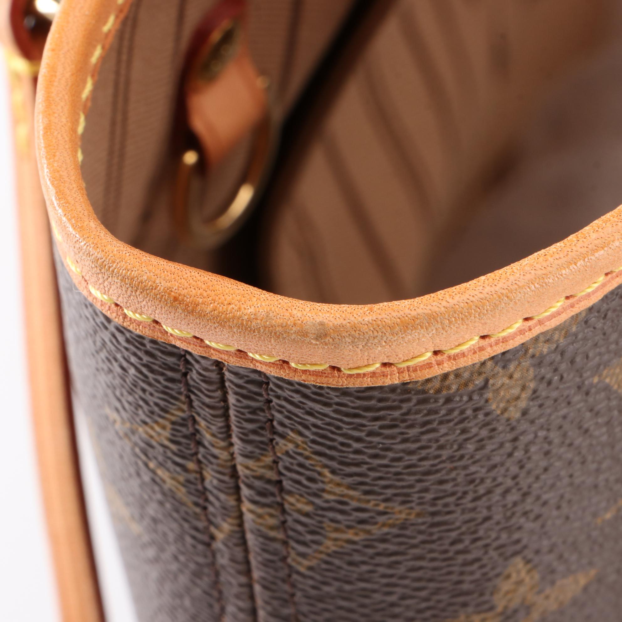 Louis Vuitton Neverfull MM Tote in Monogram Canvas and Leather with Box