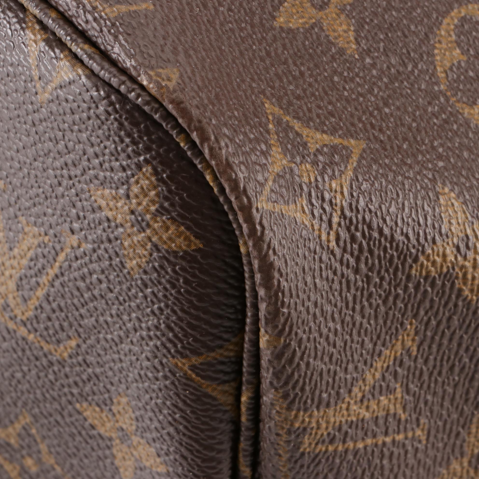 Louis Vuitton Neverfull MM Tote in Monogram Canvas and Leather with Box