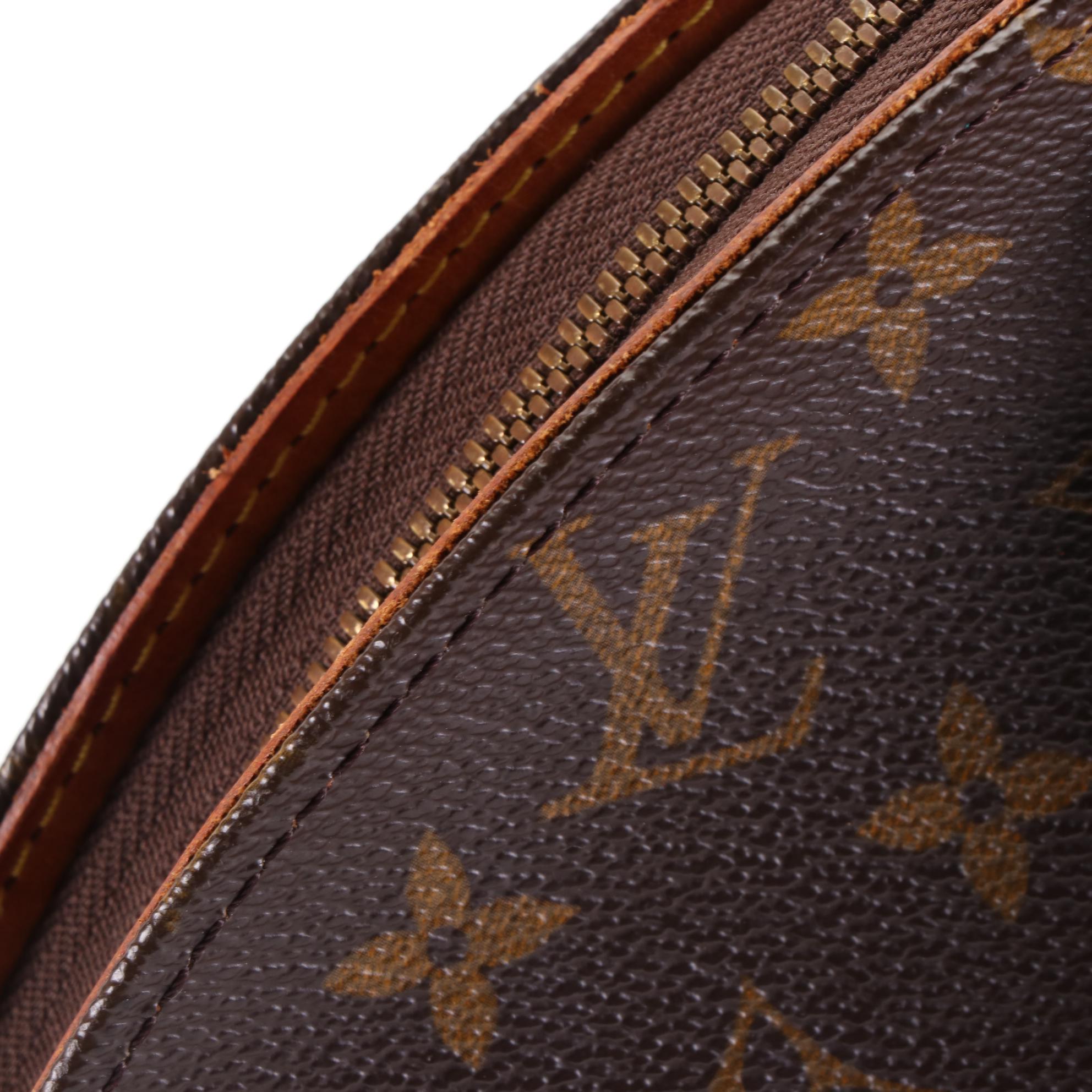 Louis Vuitton Ellipse MM in Monogram Canvas and Vachetta Leather