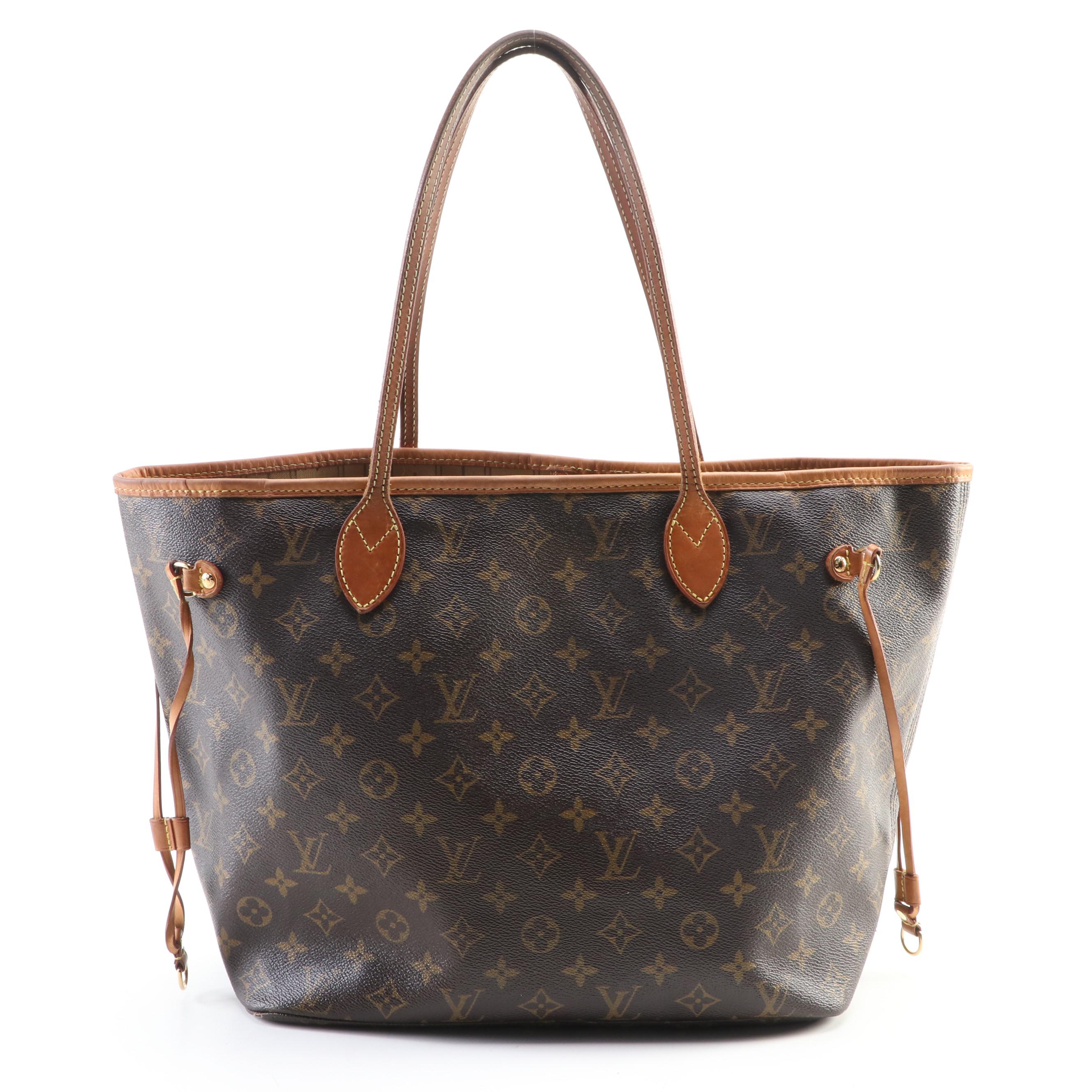 Louis Vuitton Neverfull MM in Monogram Canvas