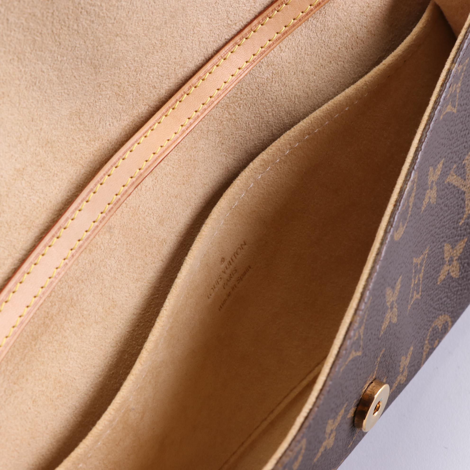 Louis Vuitton Twin Pochette in Monogram Canvas