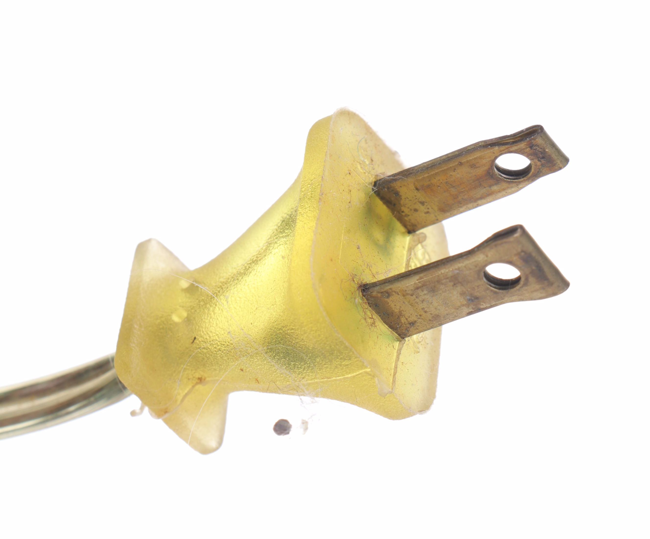 Colonial Style Brass Candlestick Buffet Table Lamps, Late 20th Century