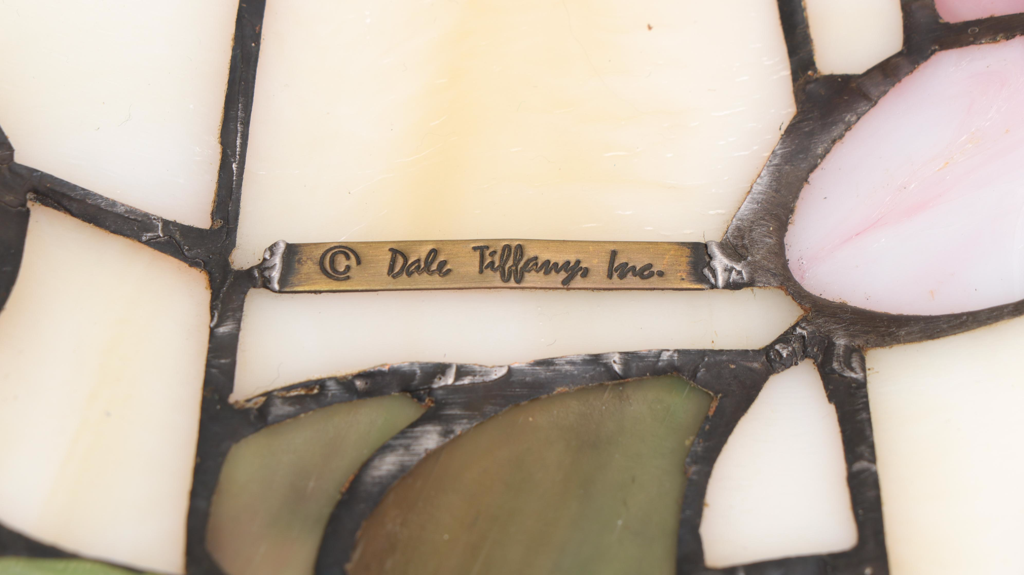 Dale Tiffany Arts and Crafts Style Slag Glass Table Lamp