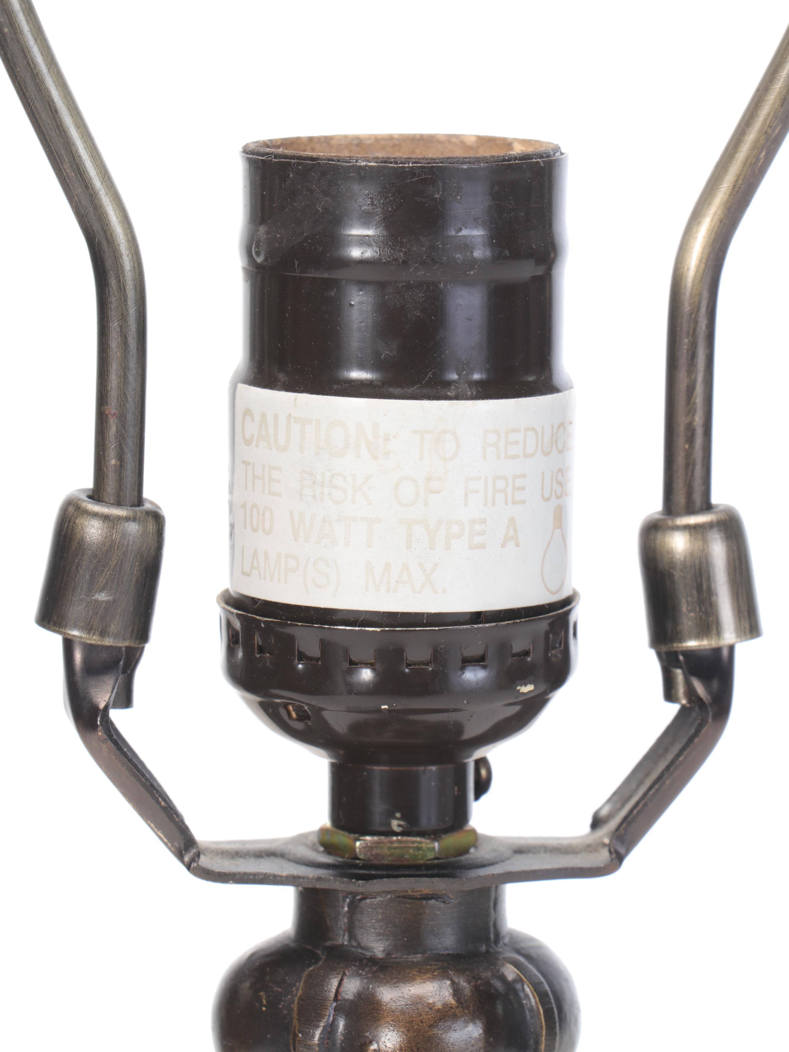 Dale Tiffany Arts and Crafts Style Slag Glass Table Lamp