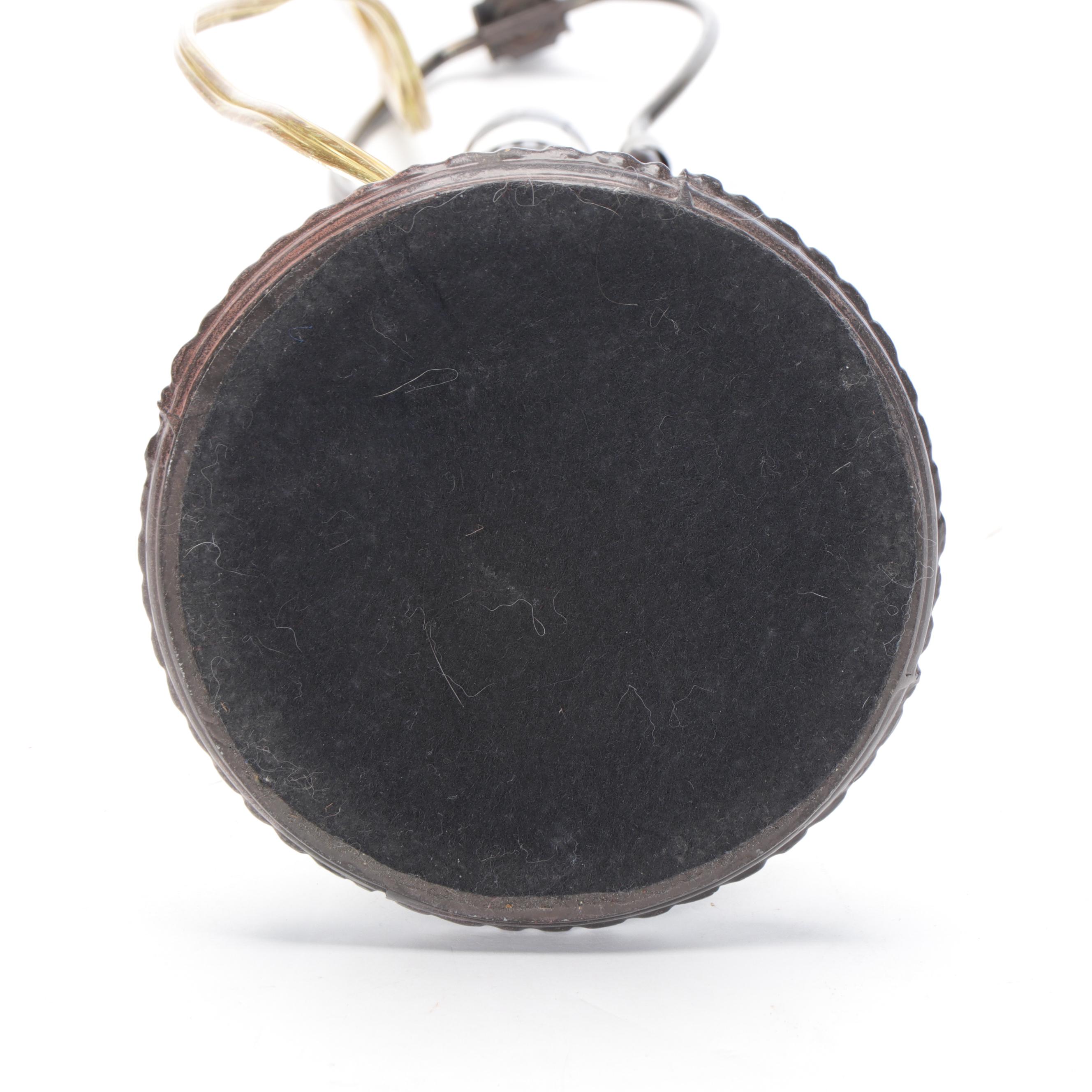 Dale Tiffany Arts and Crafts Style Slag Glass Table Lamp