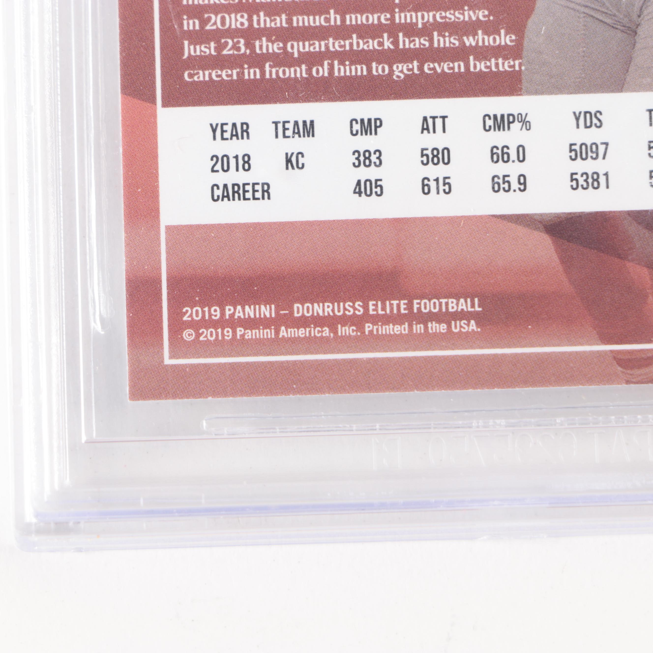 2019 Donruss Elite Patrick Mahomes II #14 Graded Beckett 9 Football Rookie Card