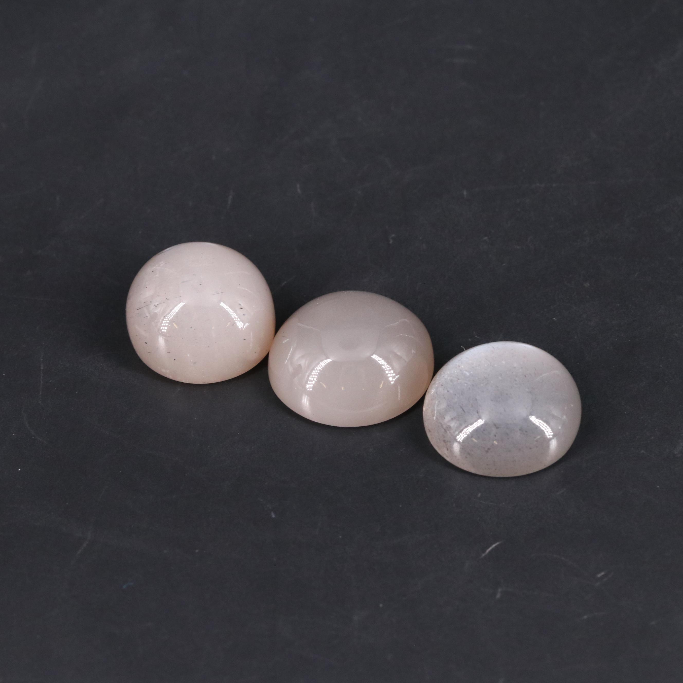 Loose 38.50 CTW Moonstone