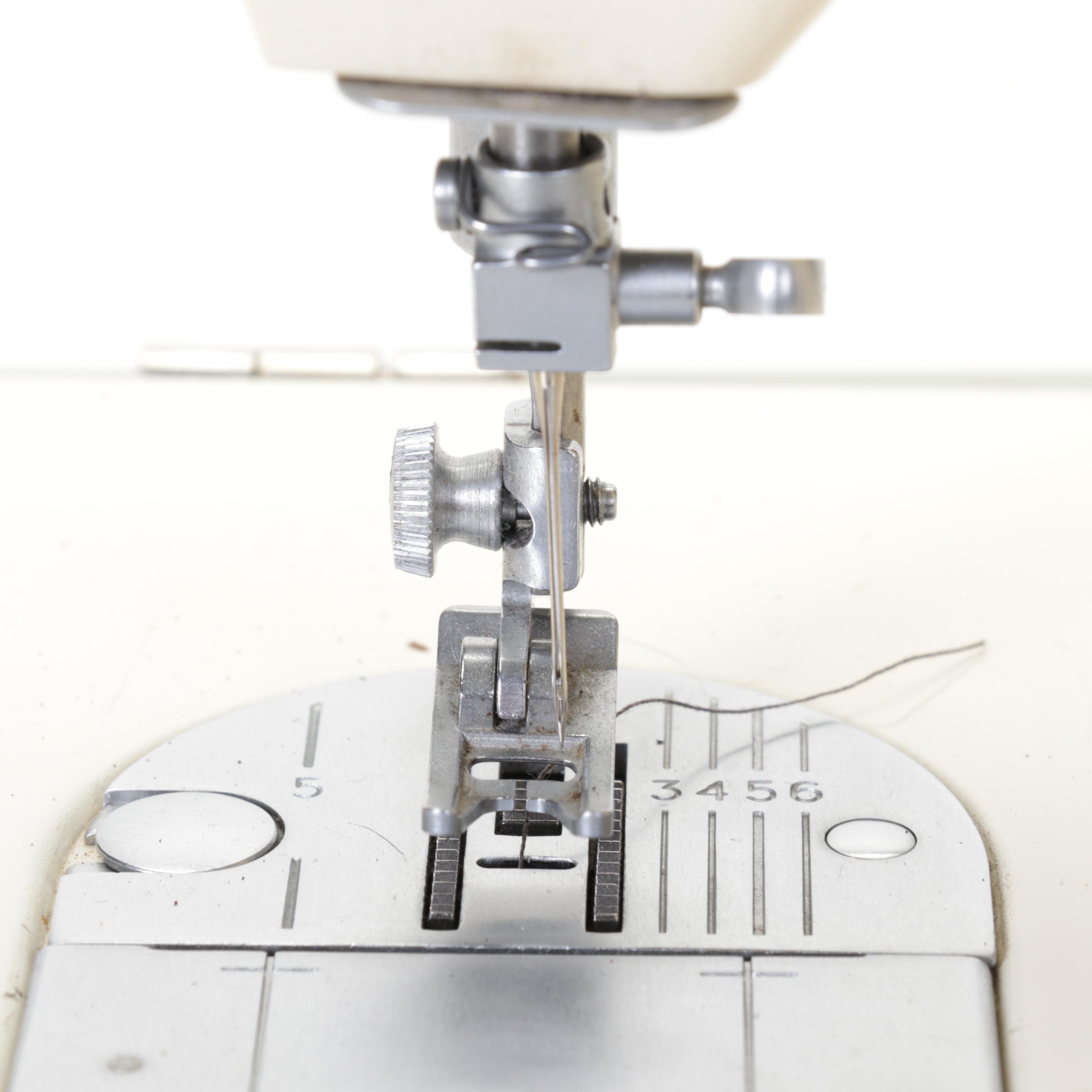 Singer "Fashion Mate 360" Portable Sewing Machine, Mid to Late 20th Century