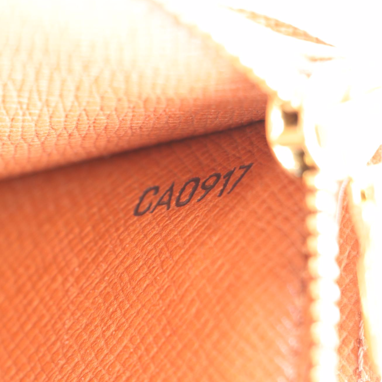 Louis Vuitton Sarah Wallet in Monogram Canvas