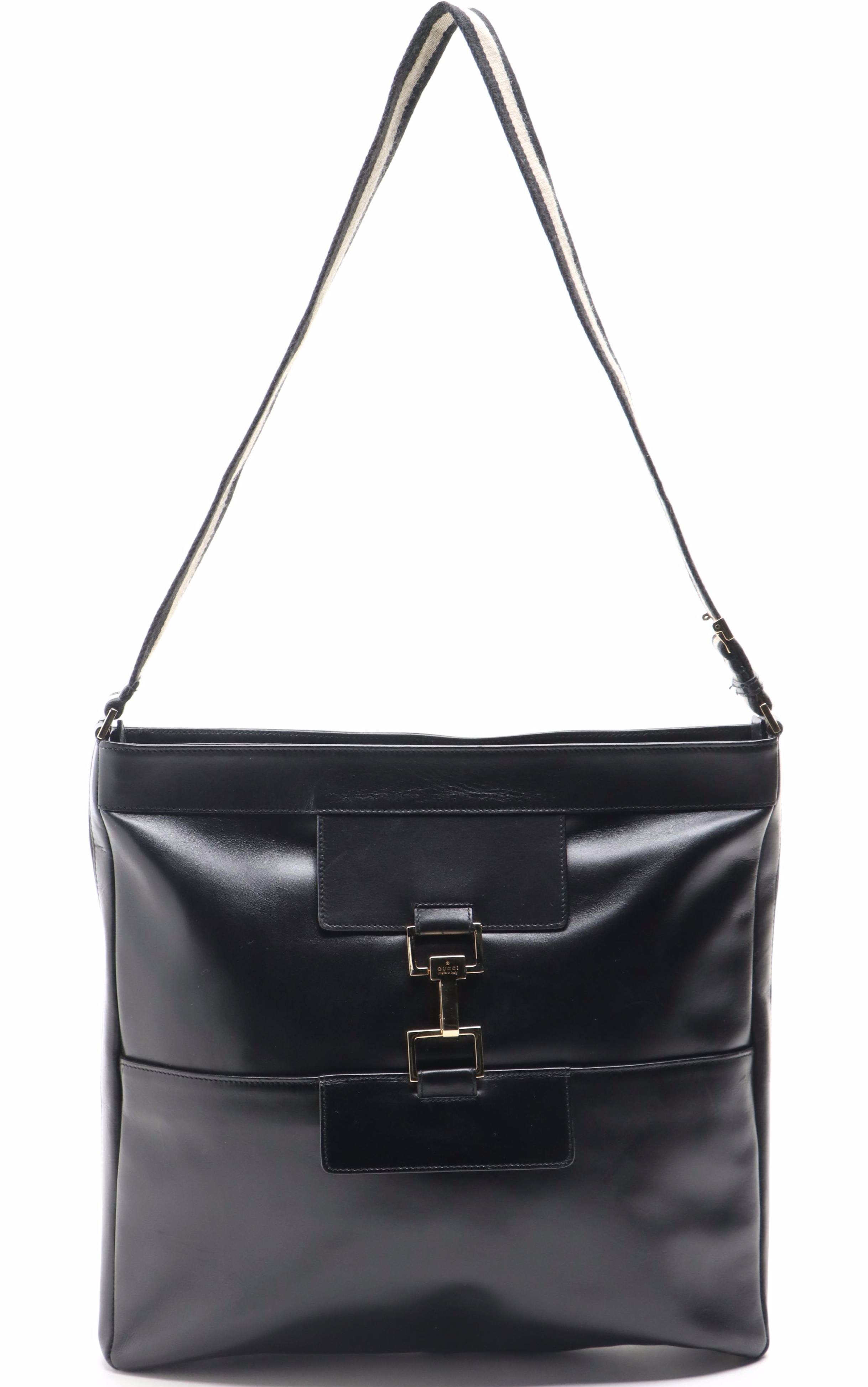 Gucci Slim Shoulder Bag in Leather