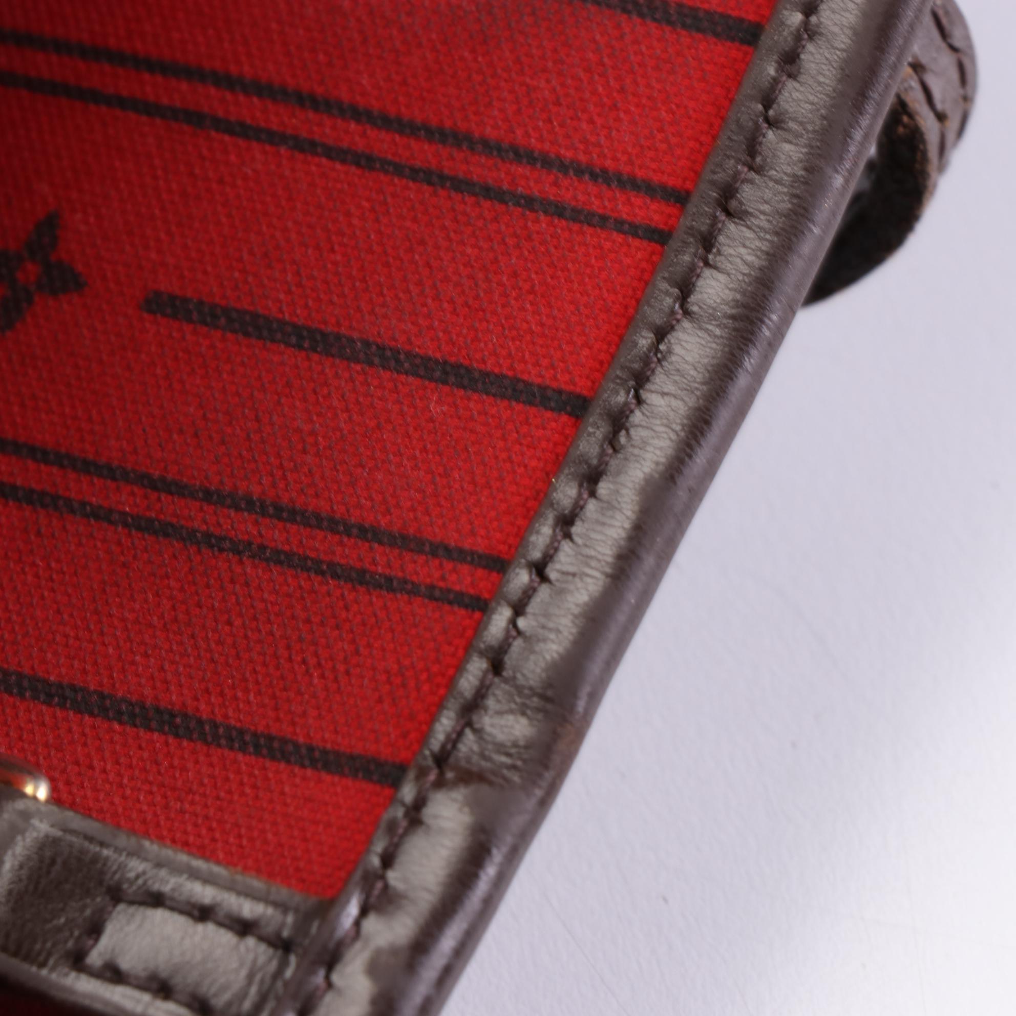 Louis Vuitton Neverfull MM in Damier Ebene Canvas and Leather